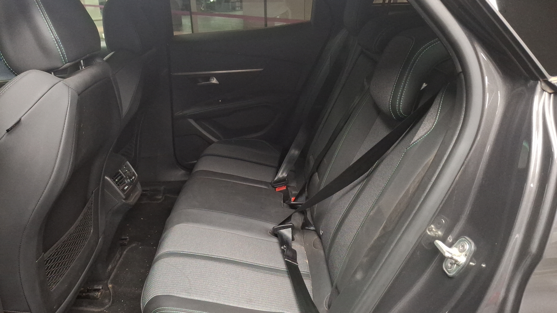 Peugeot 3008 — foto 14 de 16