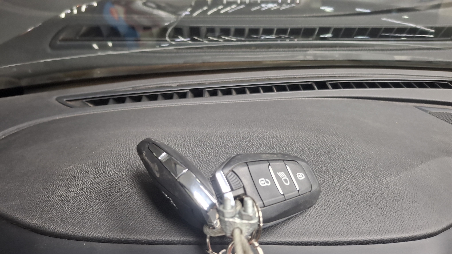 Peugeot 3008 — foto 16 de 16