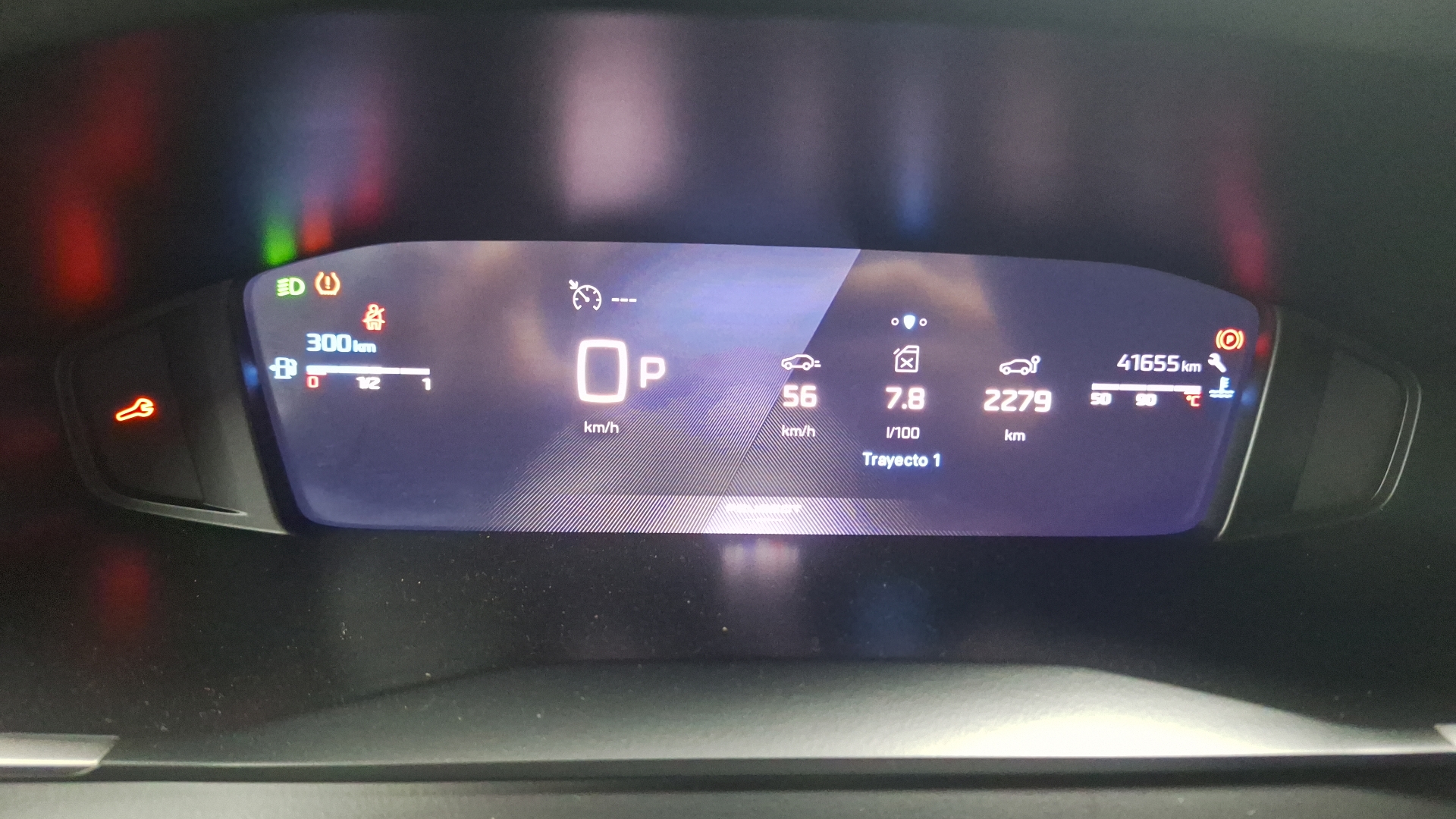 Peugeot 2008 — foto 9 de 15