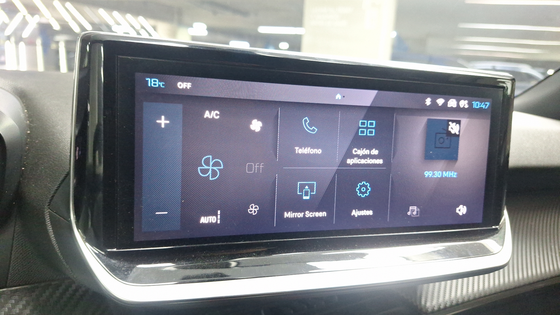 Peugeot 2008 — foto 10 de 15