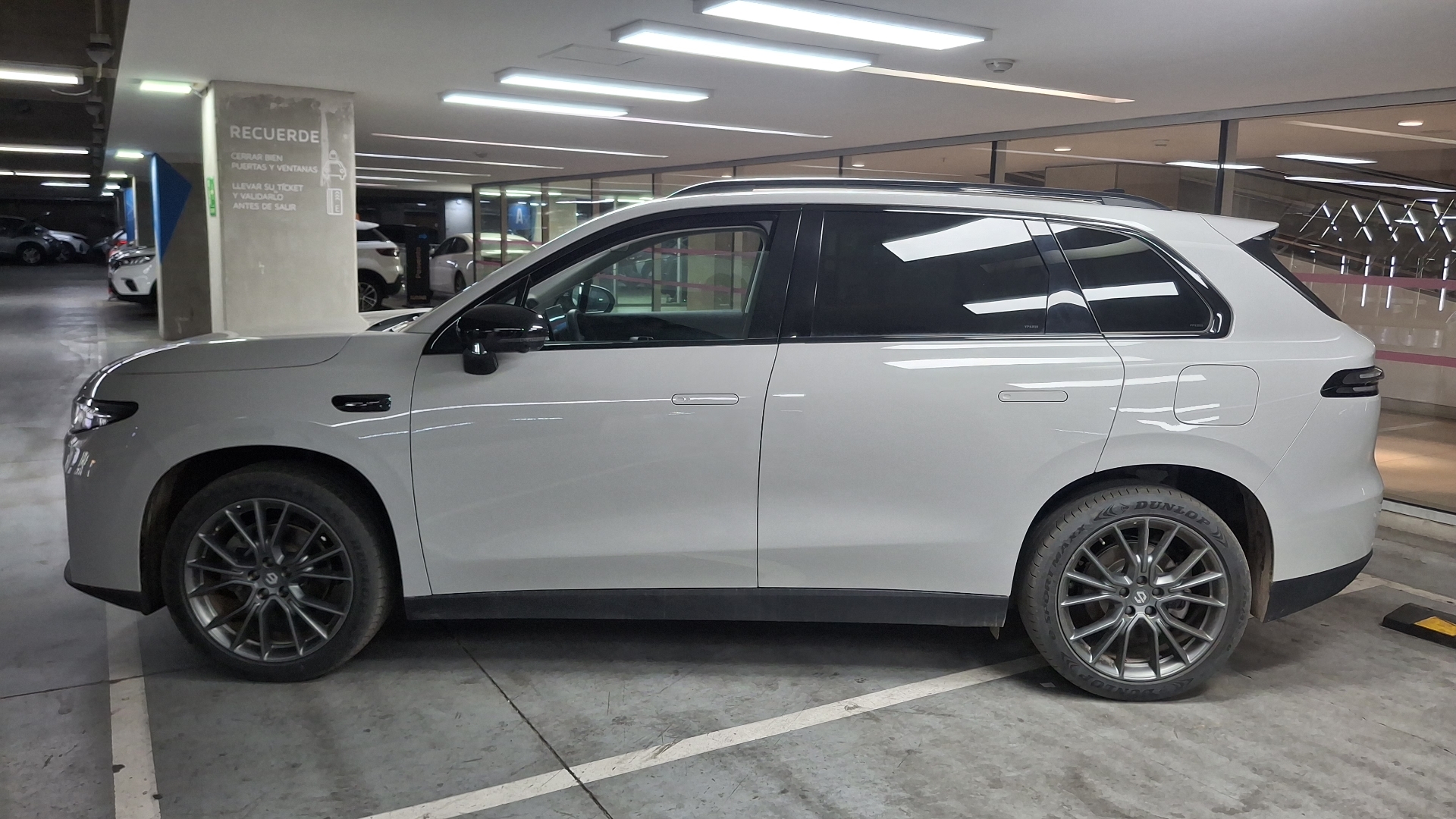 Leapmotor C10 — foto 7 de 17