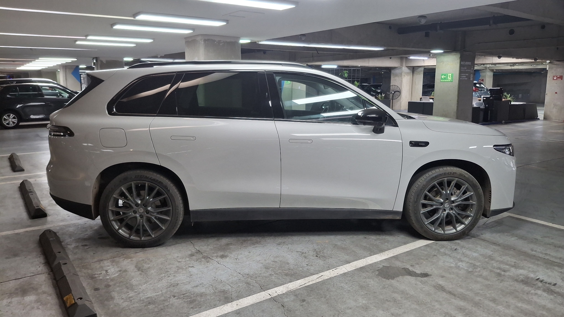 Leapmotor C10 — foto 4 de 17