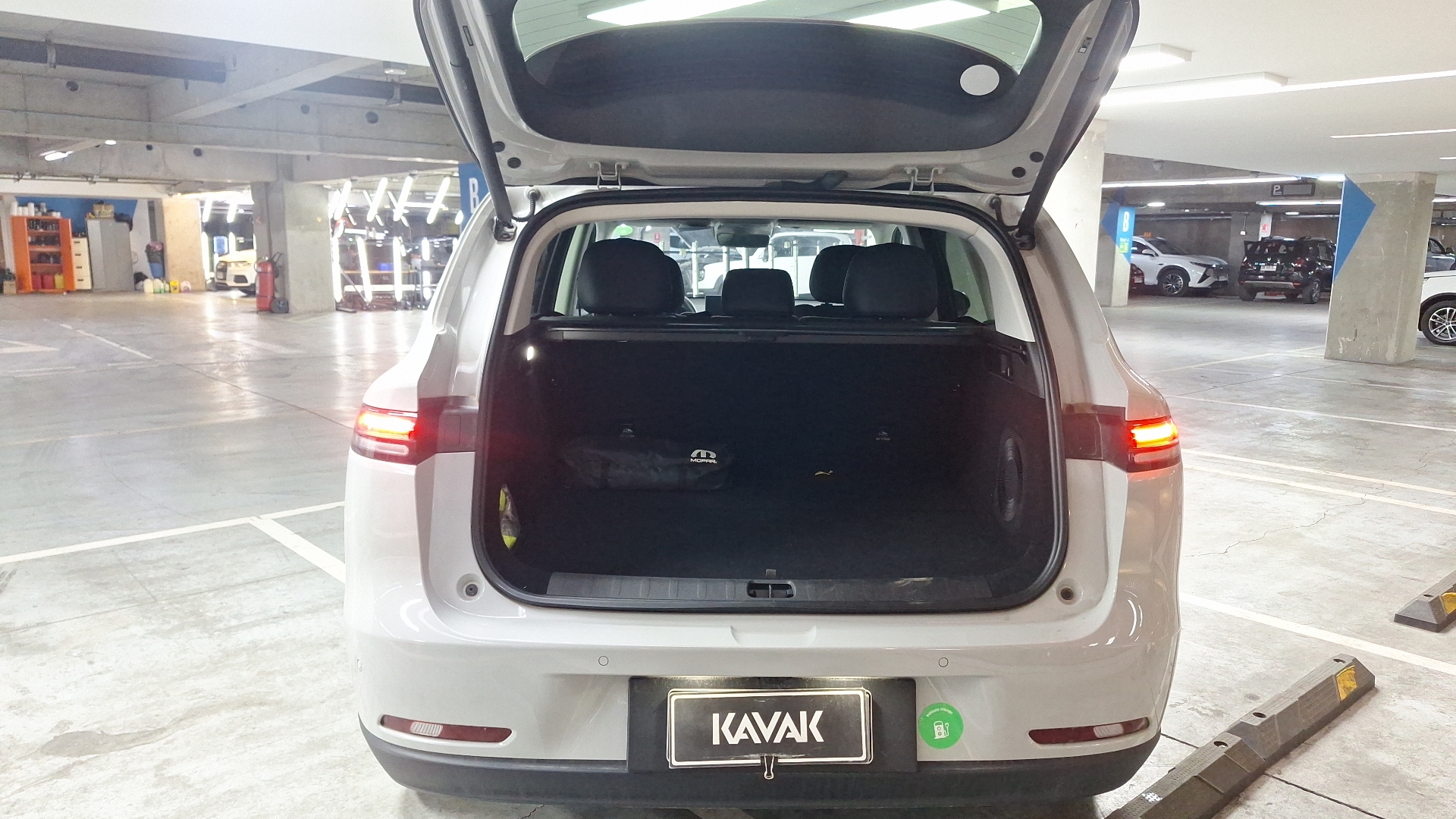 Leapmotor C10 — foto 4 de 16