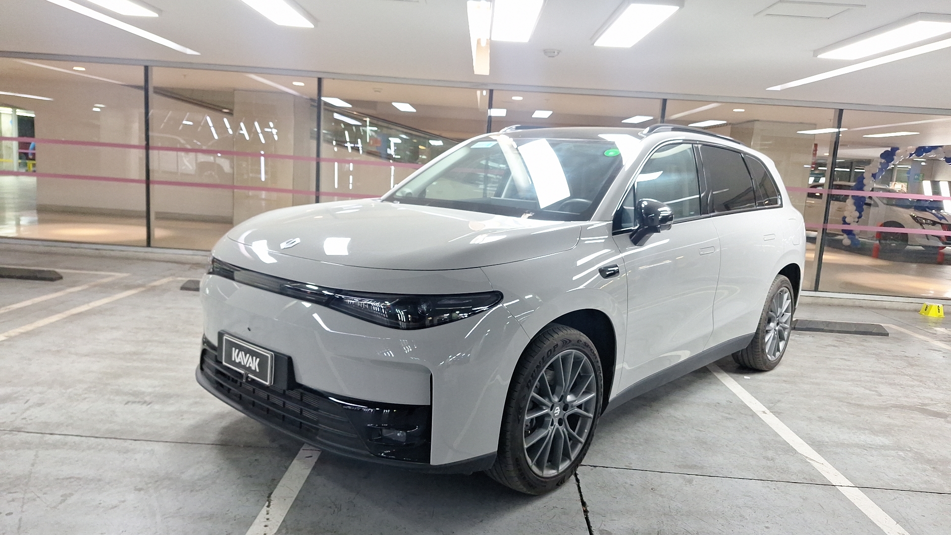 Leapmotor C10
