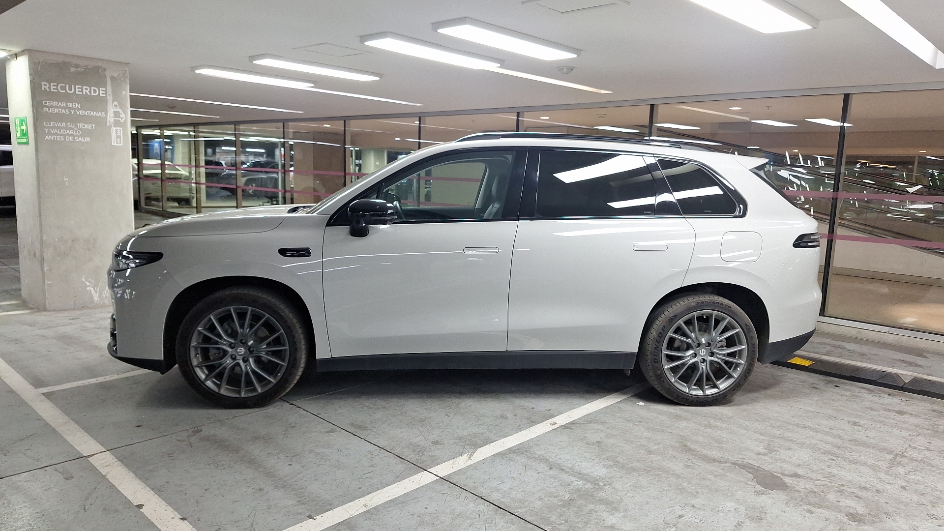 Leapmotor C10 — foto 2 de 16