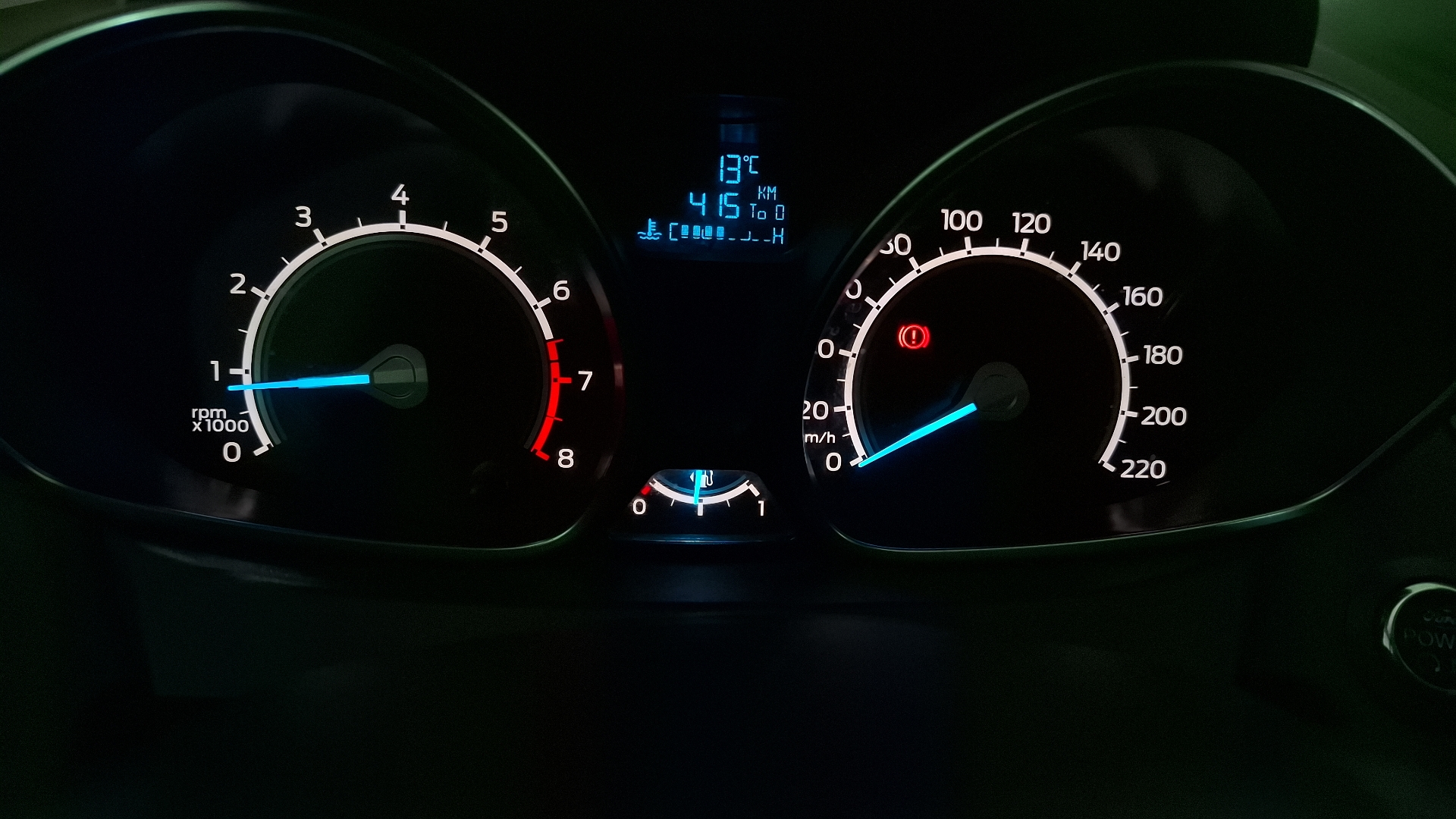 Ford Fiesta — foto 9 de 16