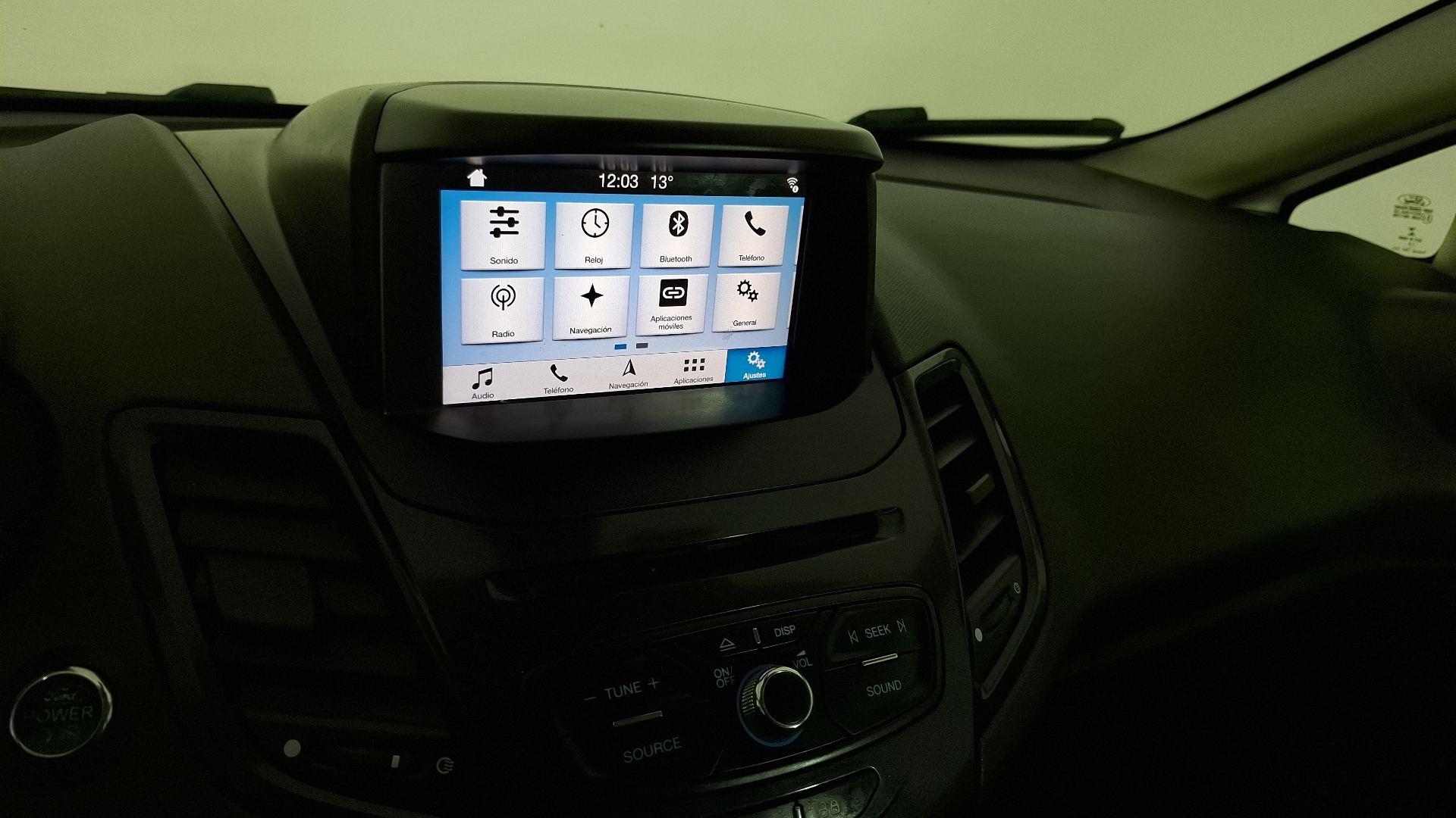 Ford Fiesta — foto 10 de 16
