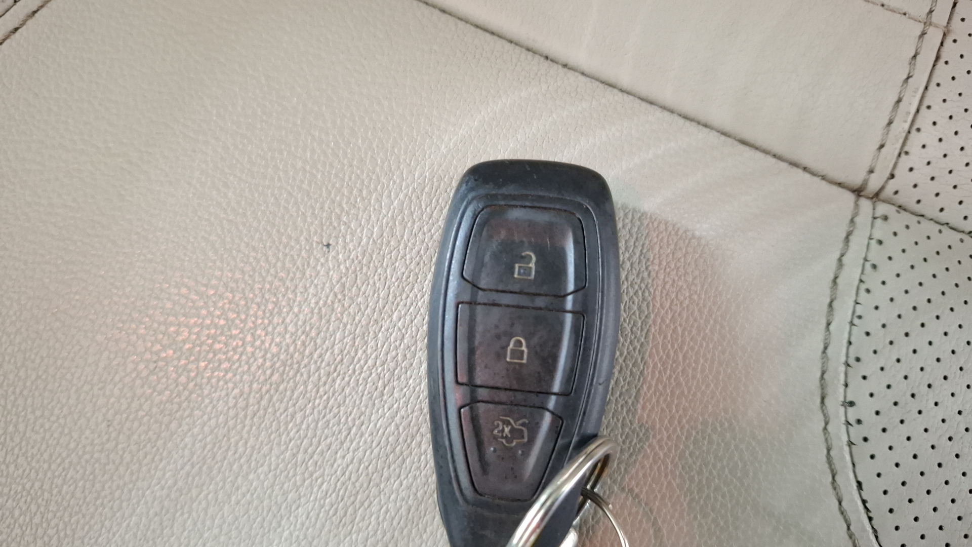 Ford Fiesta — foto 16 de 16