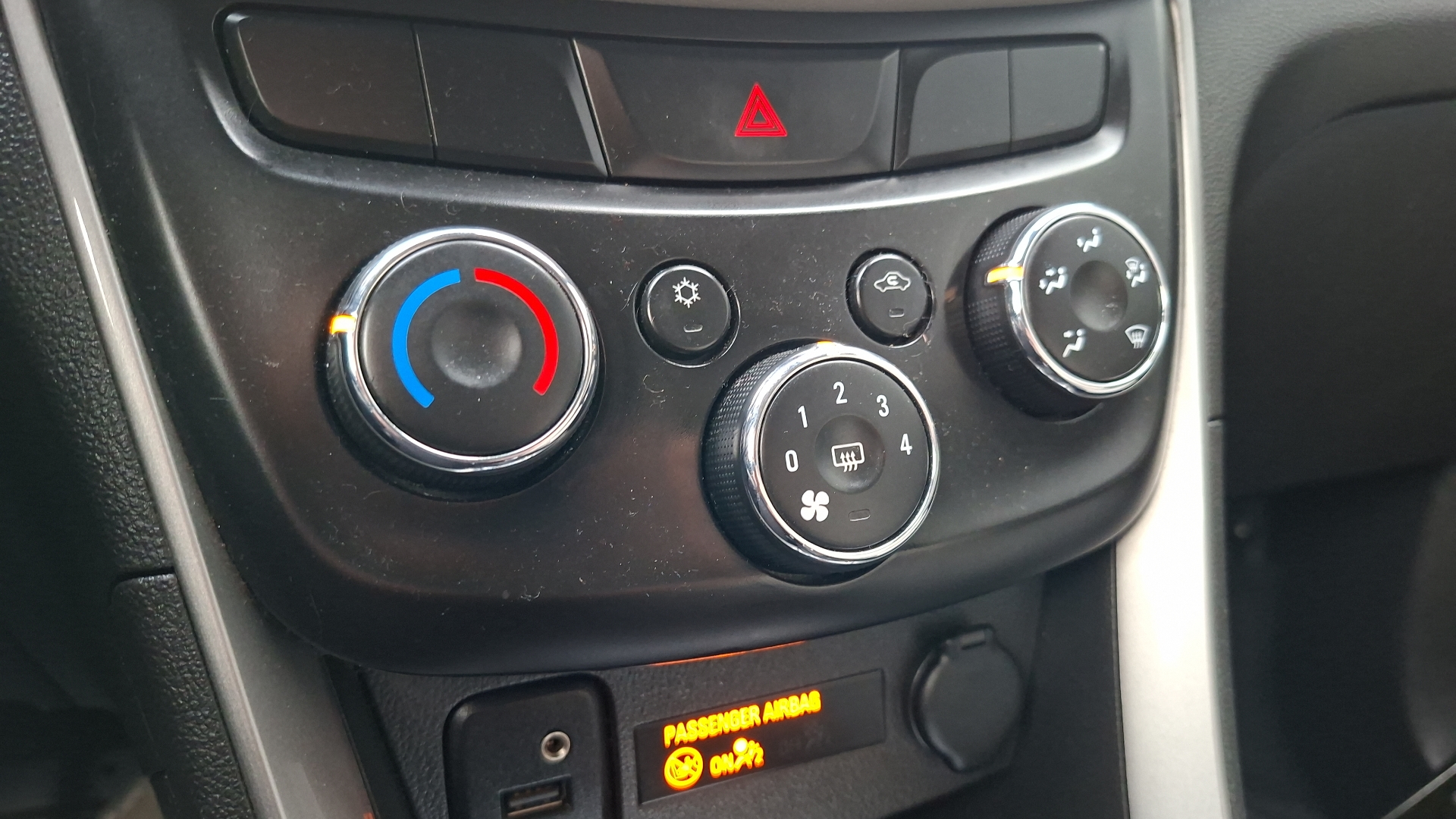 Chevrolet Tracker — foto 15 de 15