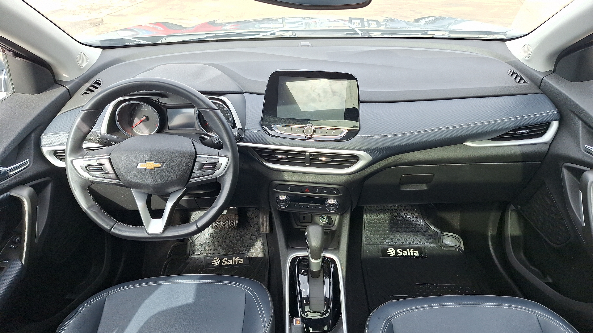 Chevrolet Tracker — foto 6 de 16