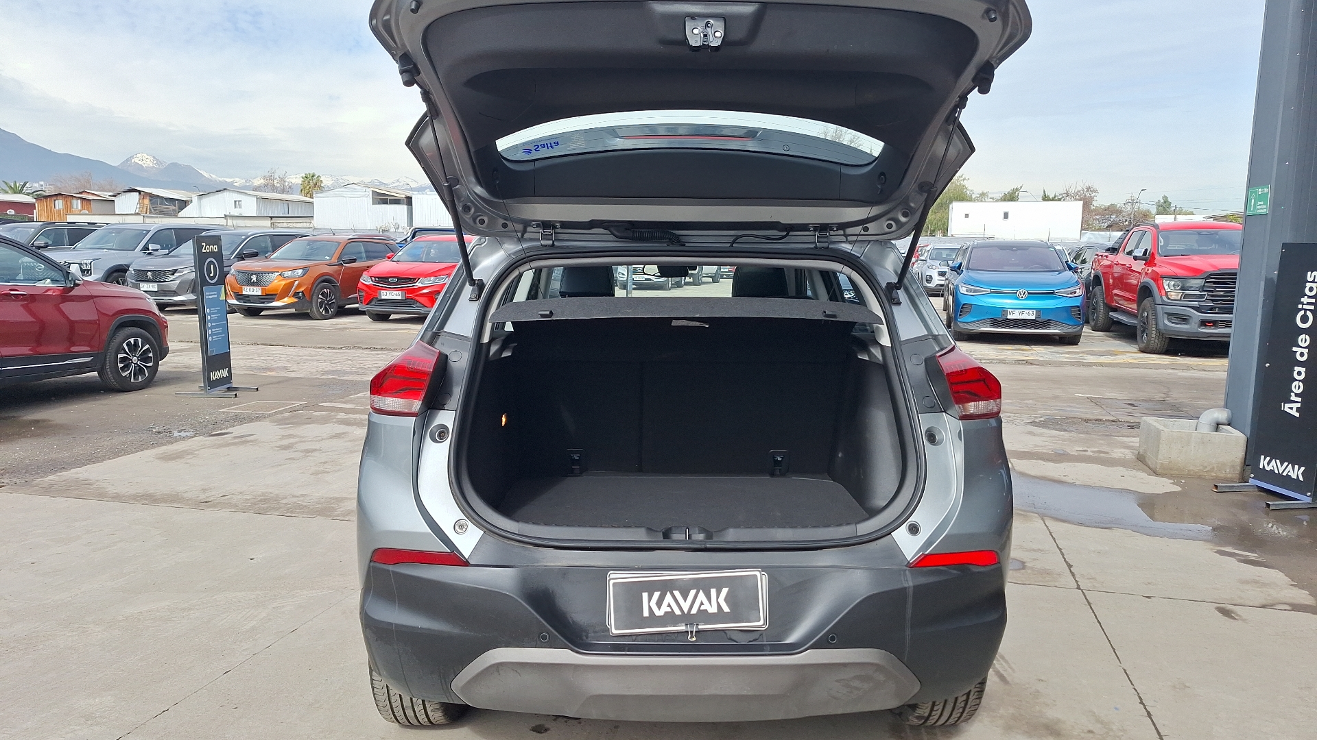 Chevrolet Tracker — foto 4 de 16