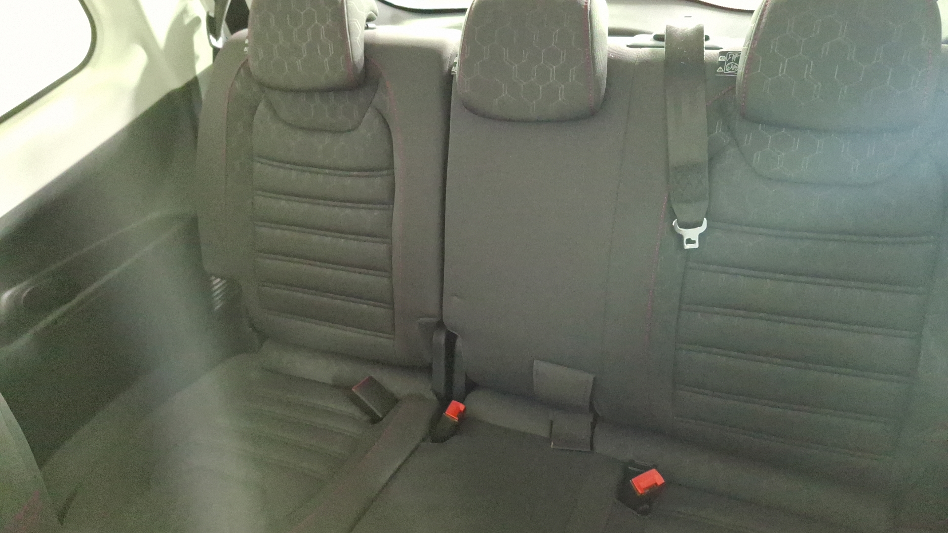 DFSK Sx6 — foto 15 de 17