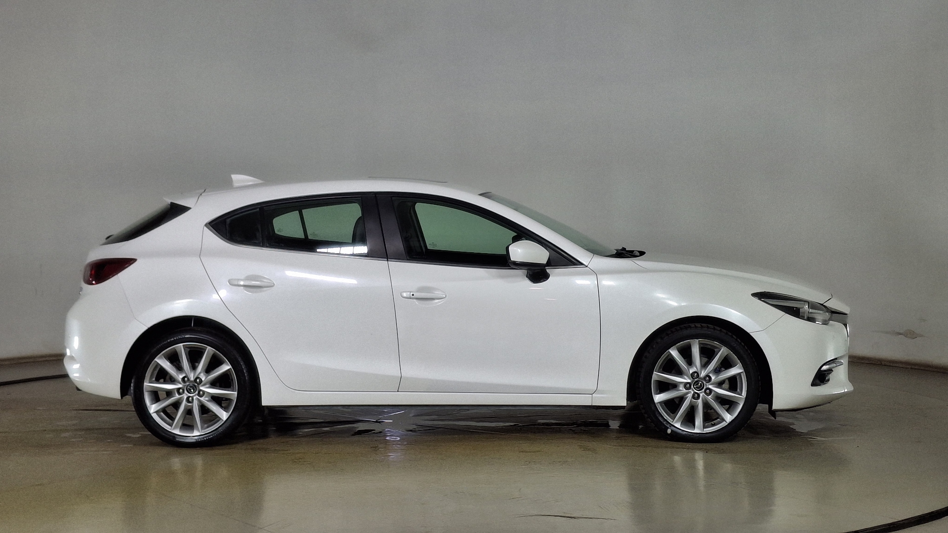 Mazda 3 — foto 4 de 17