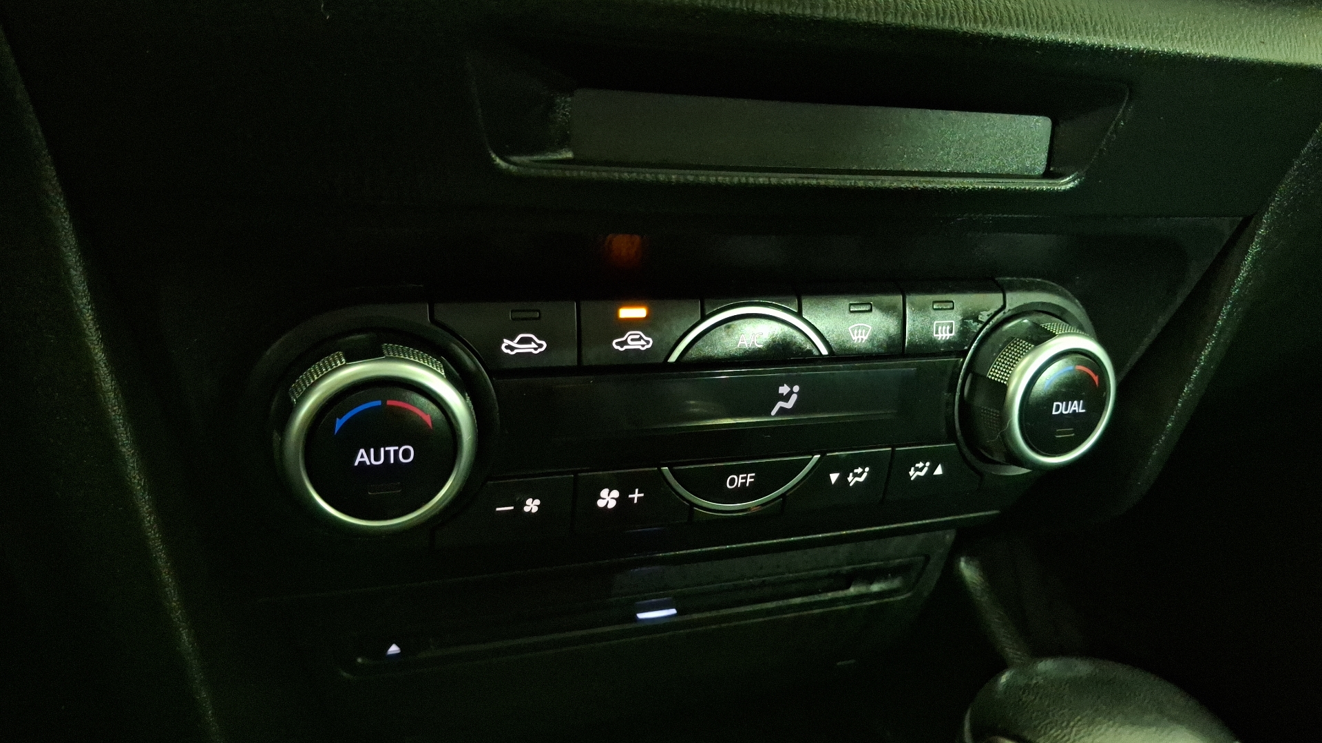 Mazda 3 — foto 15 de 17