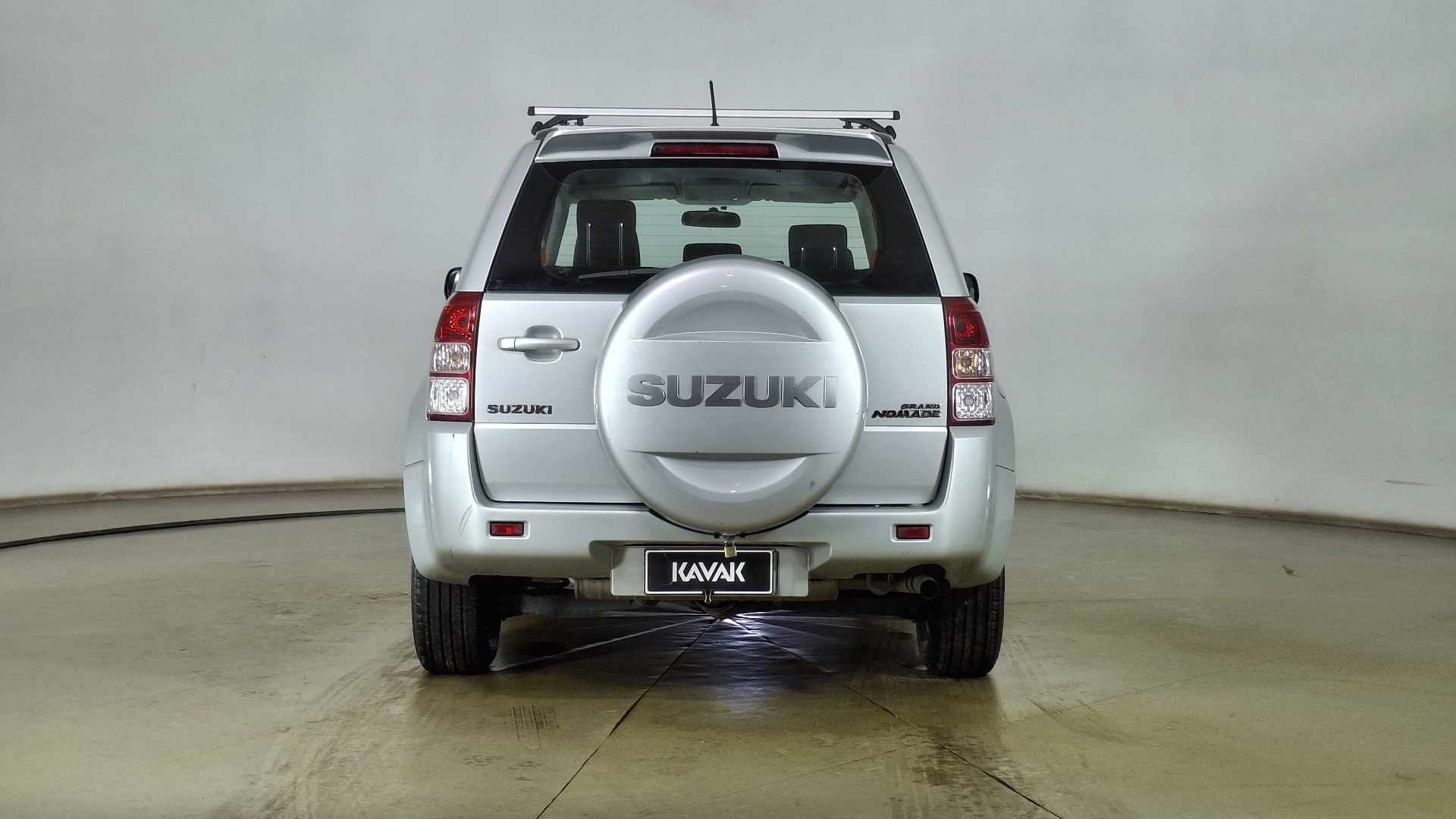 Suzuki Grandnomade — foto 5 de 15