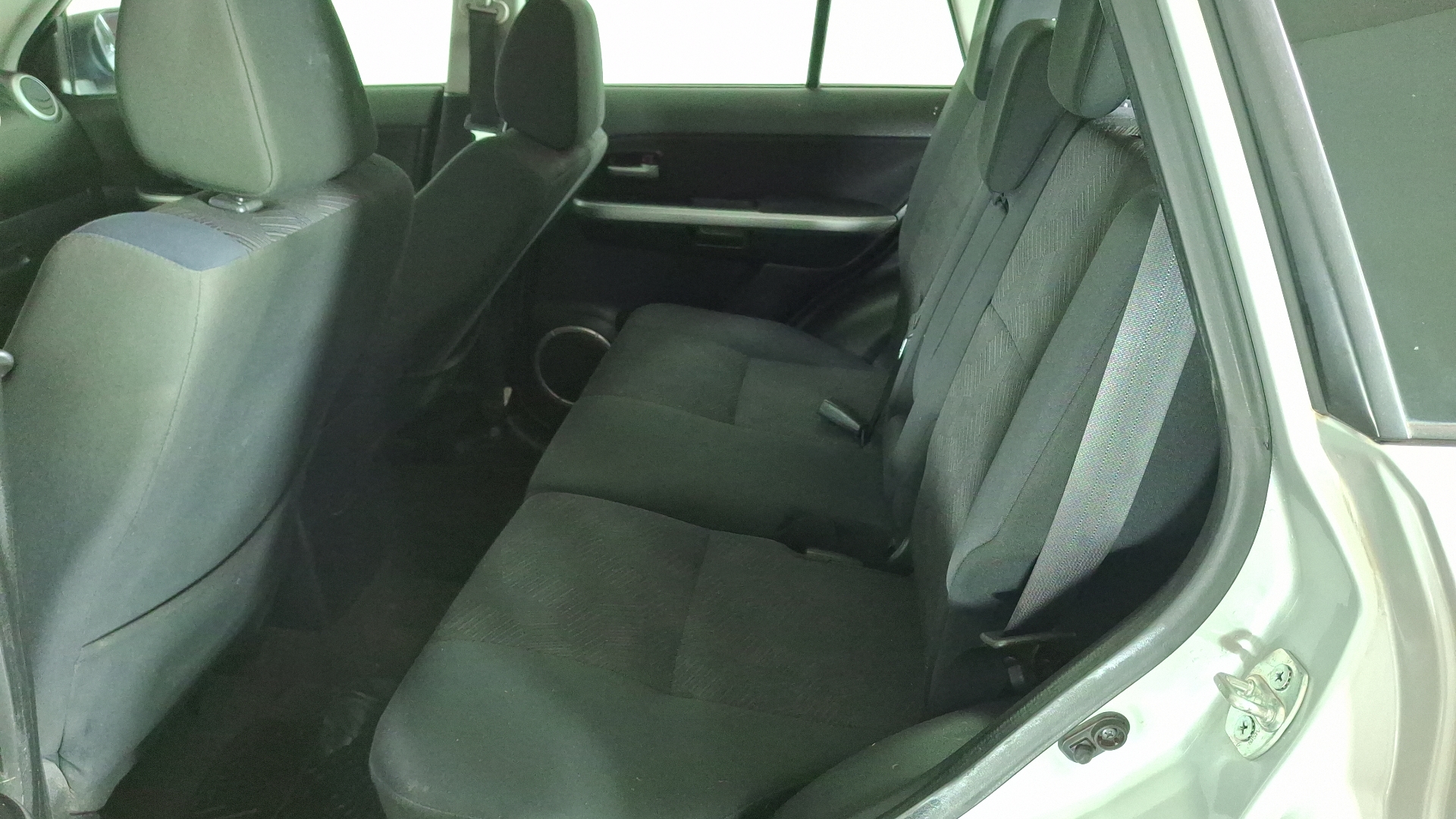 Suzuki Grandnomade — foto 13 de 15