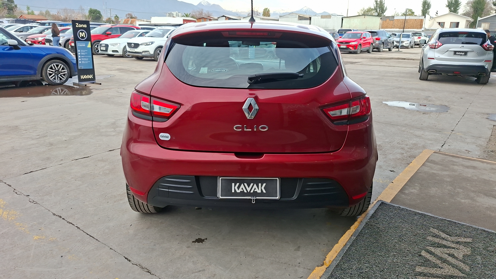 Renault Clio — foto 3 de 14