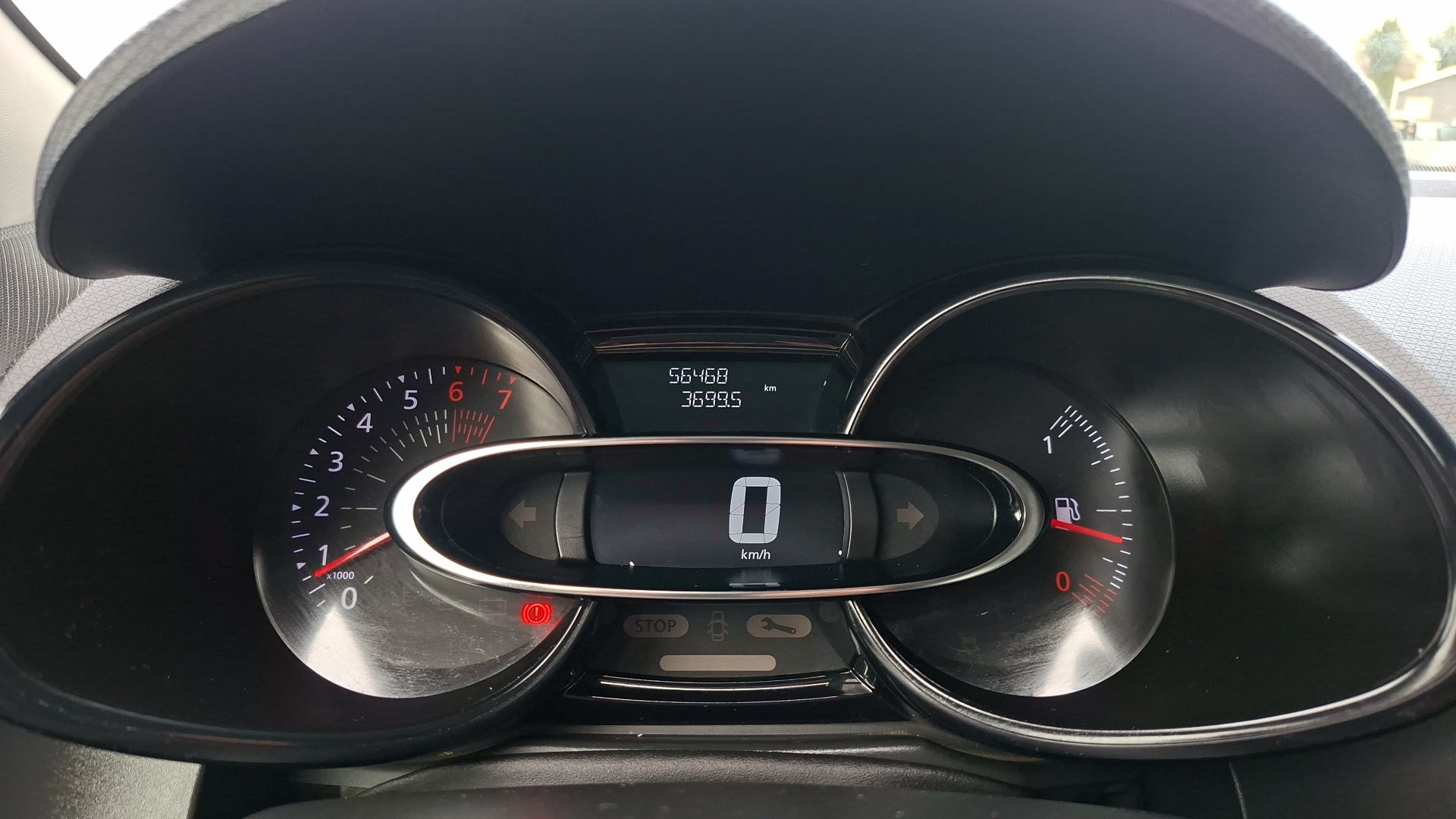 Renault Clio — foto 9 de 14