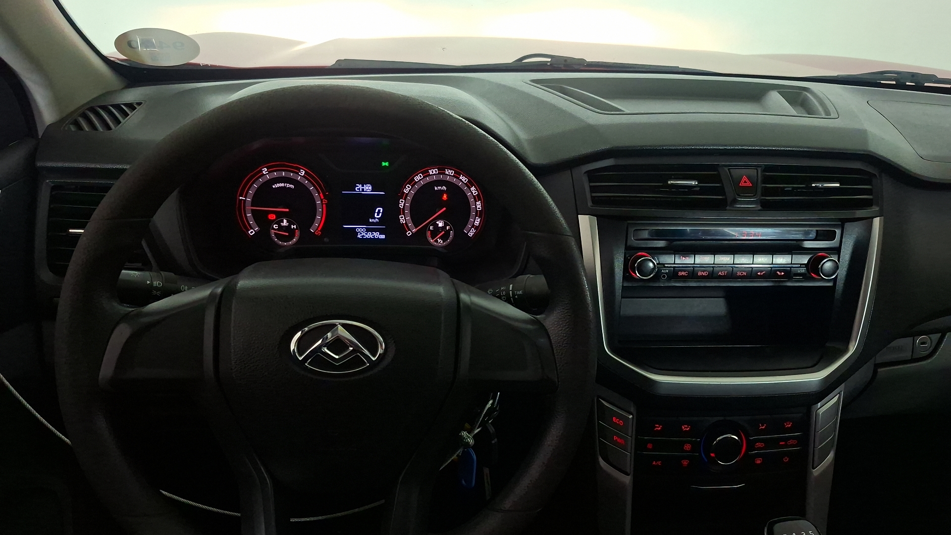 Maxus T60 — foto 8 de 15