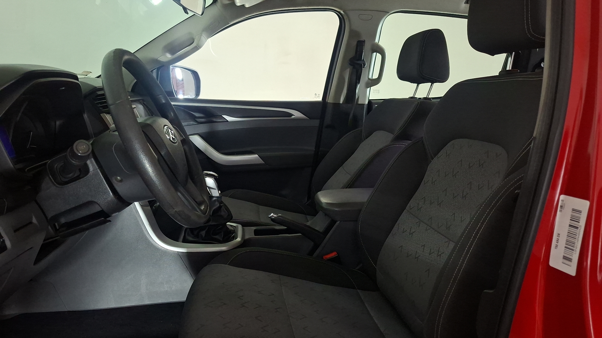 Maxus T60 — foto 12 de 15