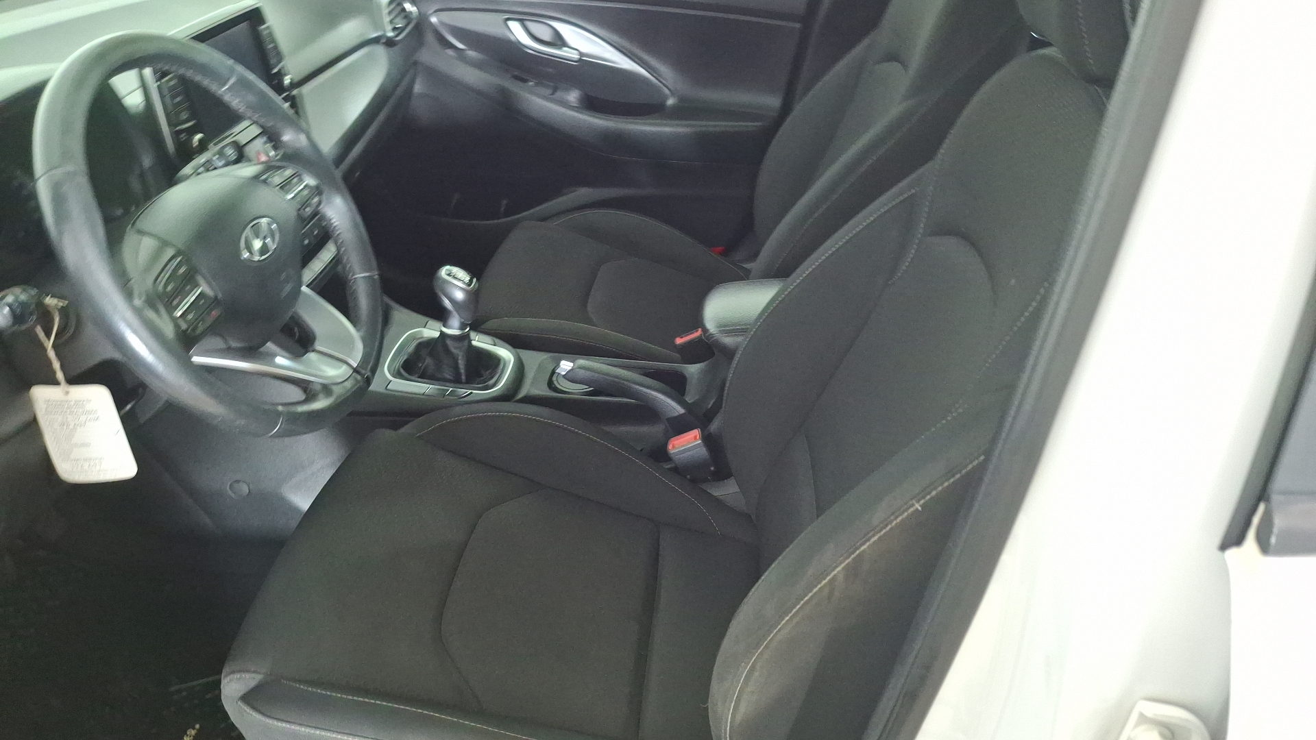 Hyundai I30 — foto 13 de 16