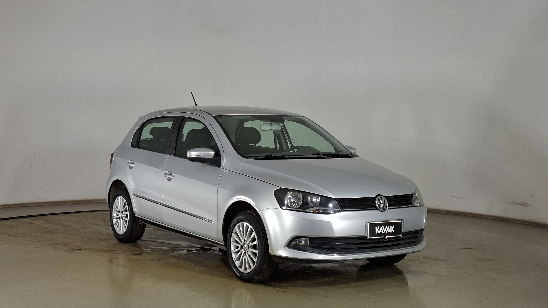 Volkswagen Gol — foto 3 de 15