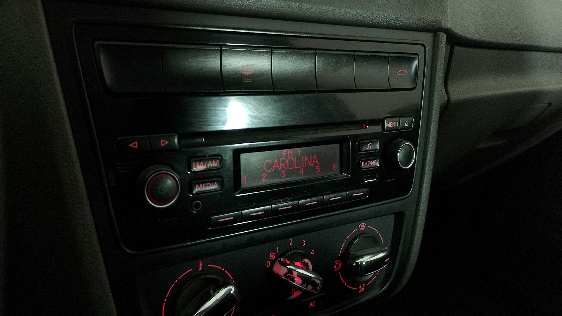 Volkswagen Gol — foto 10 de 15
