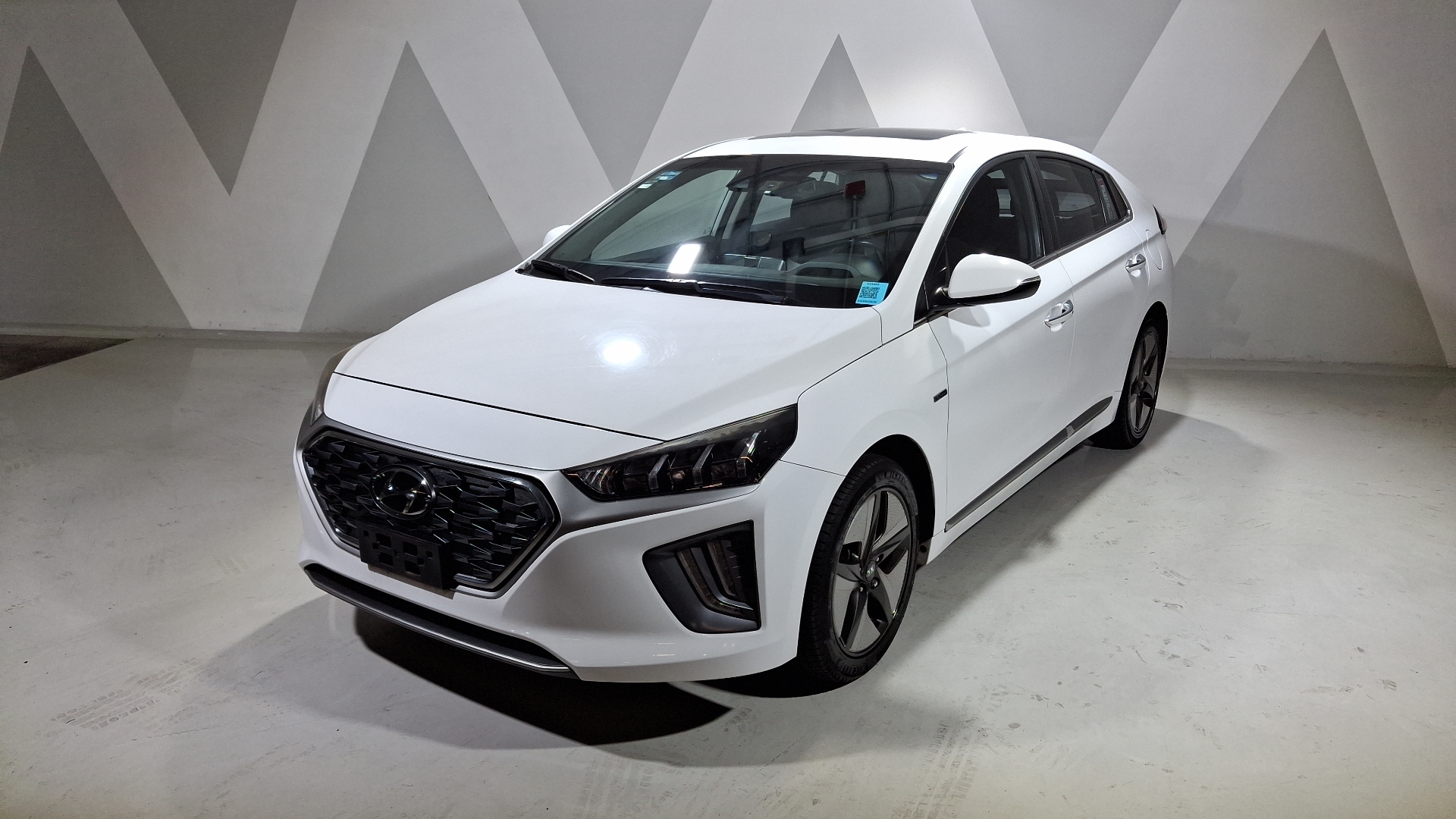 Hyundai Ioniq 2021