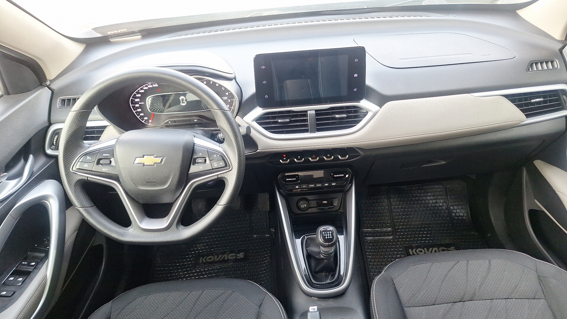 Chevrolet Groove — foto 6 de 15