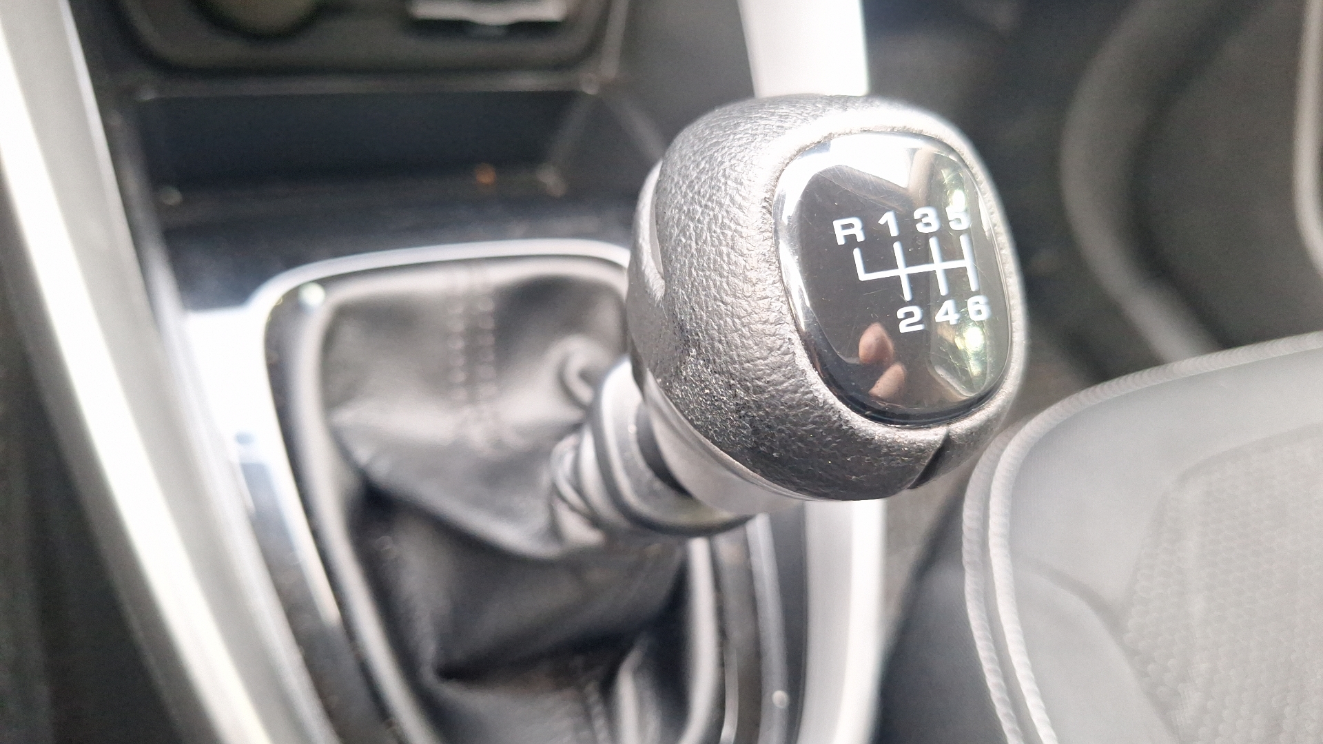 Chevrolet Groove — foto 11 de 15