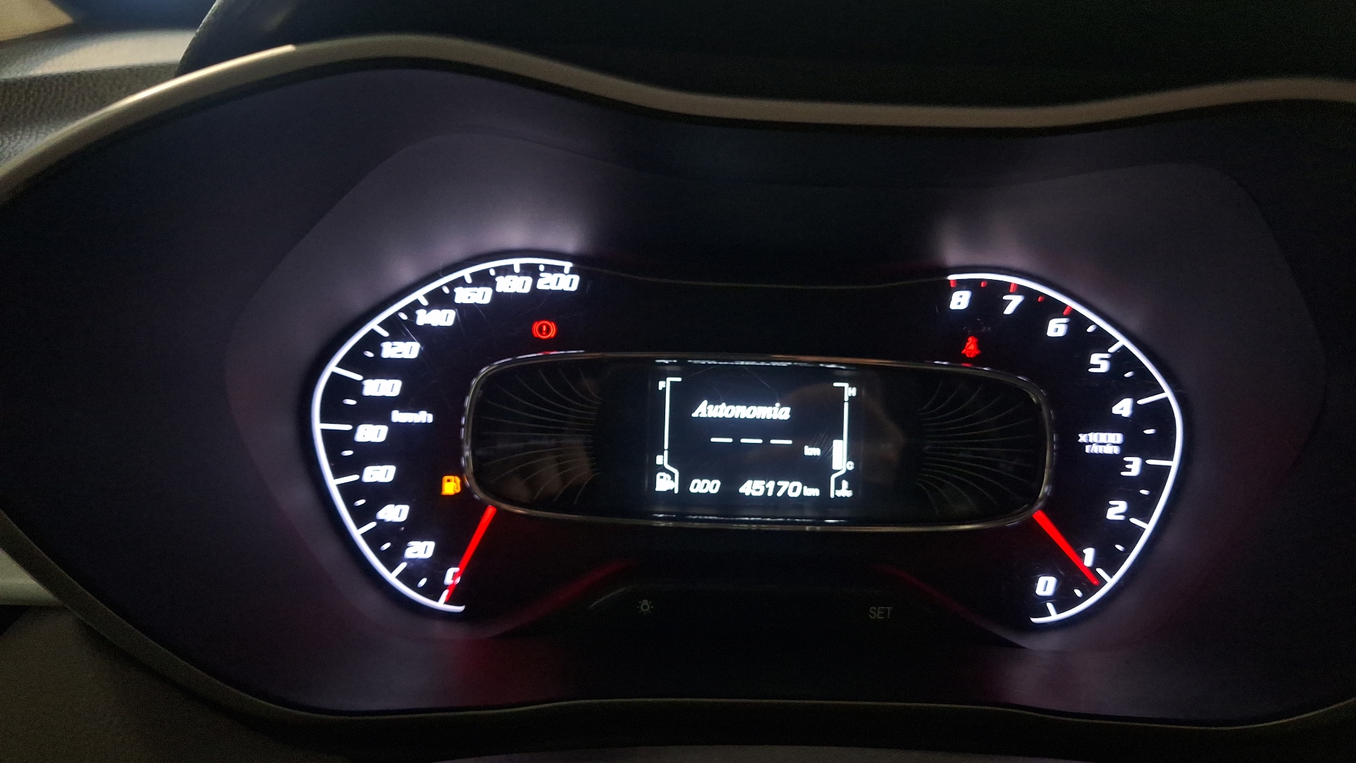 Chevrolet Groove — foto 9 de 16