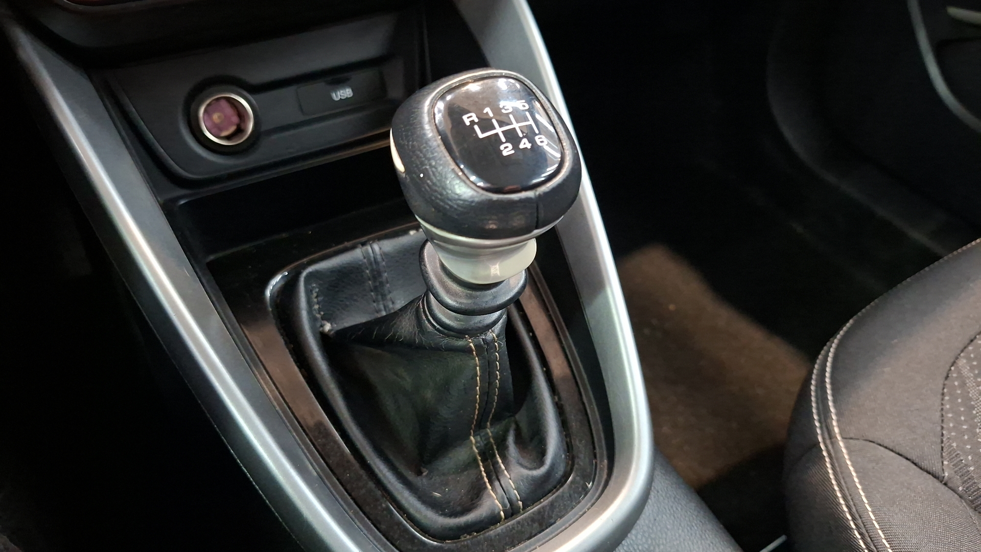 Chevrolet Groove — foto 11 de 16