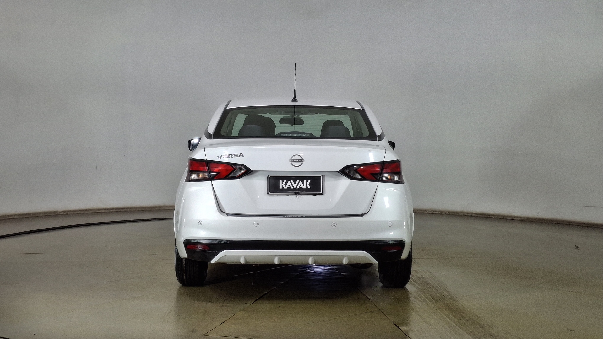 Nissan Versa — foto 5 de 15
