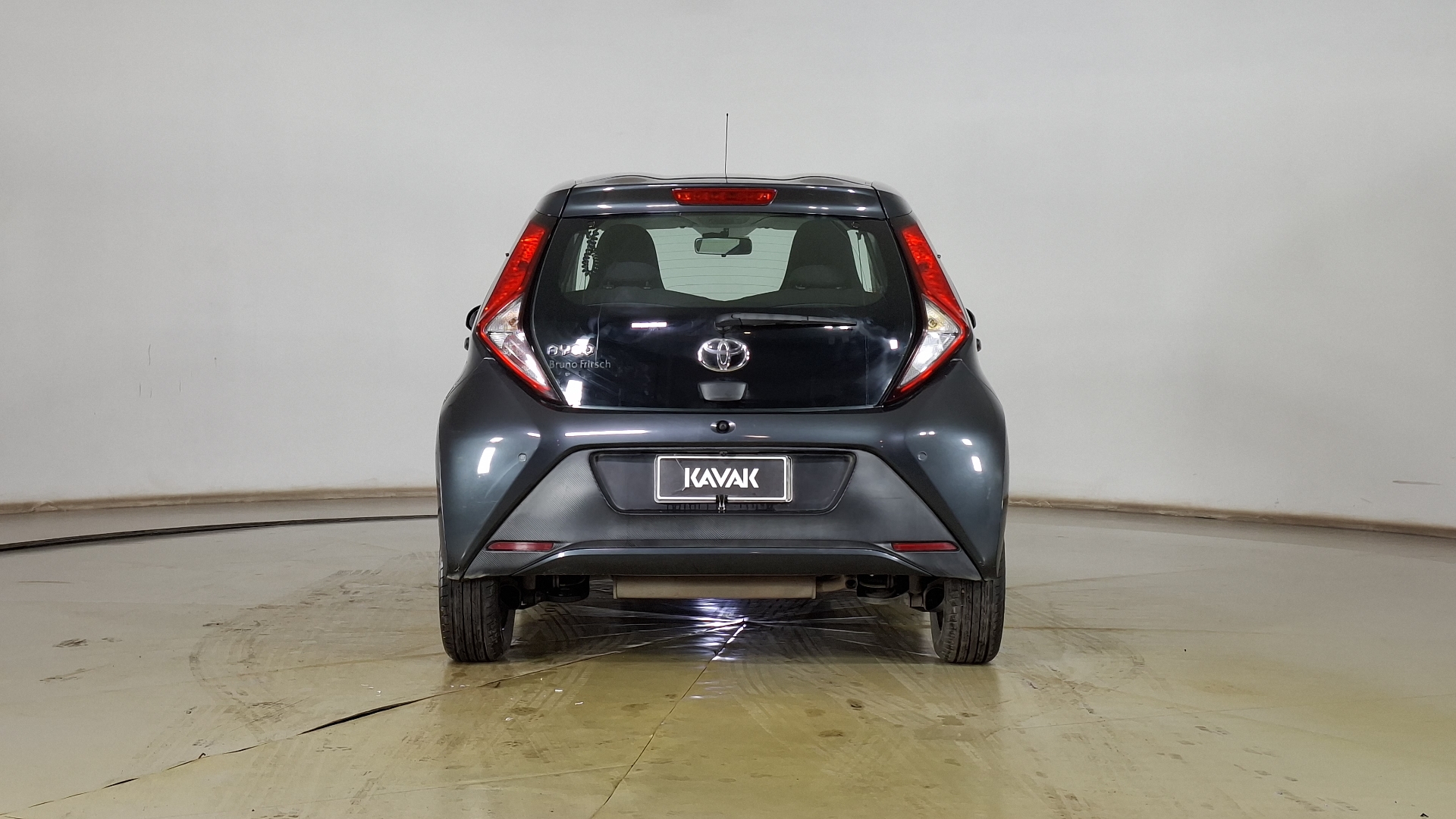 Toyota Aygo — foto 5 de 16