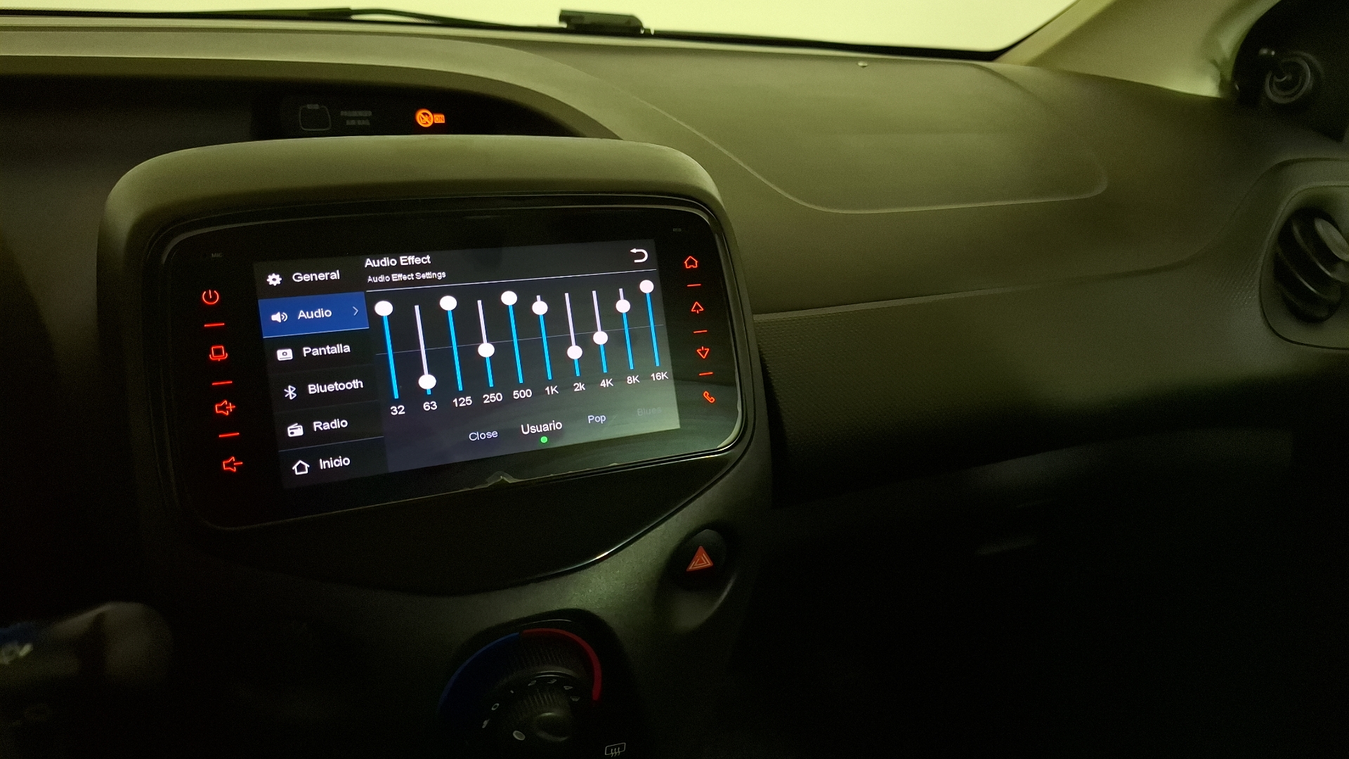 Toyota Aygo — foto 10 de 16