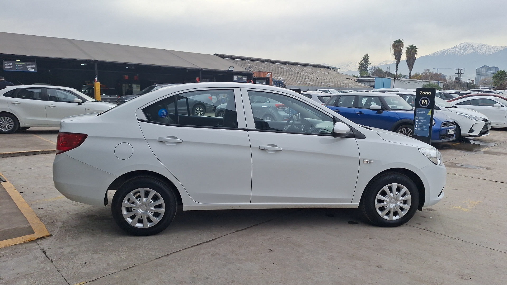 Chevrolet Sail — foto 5 de 14