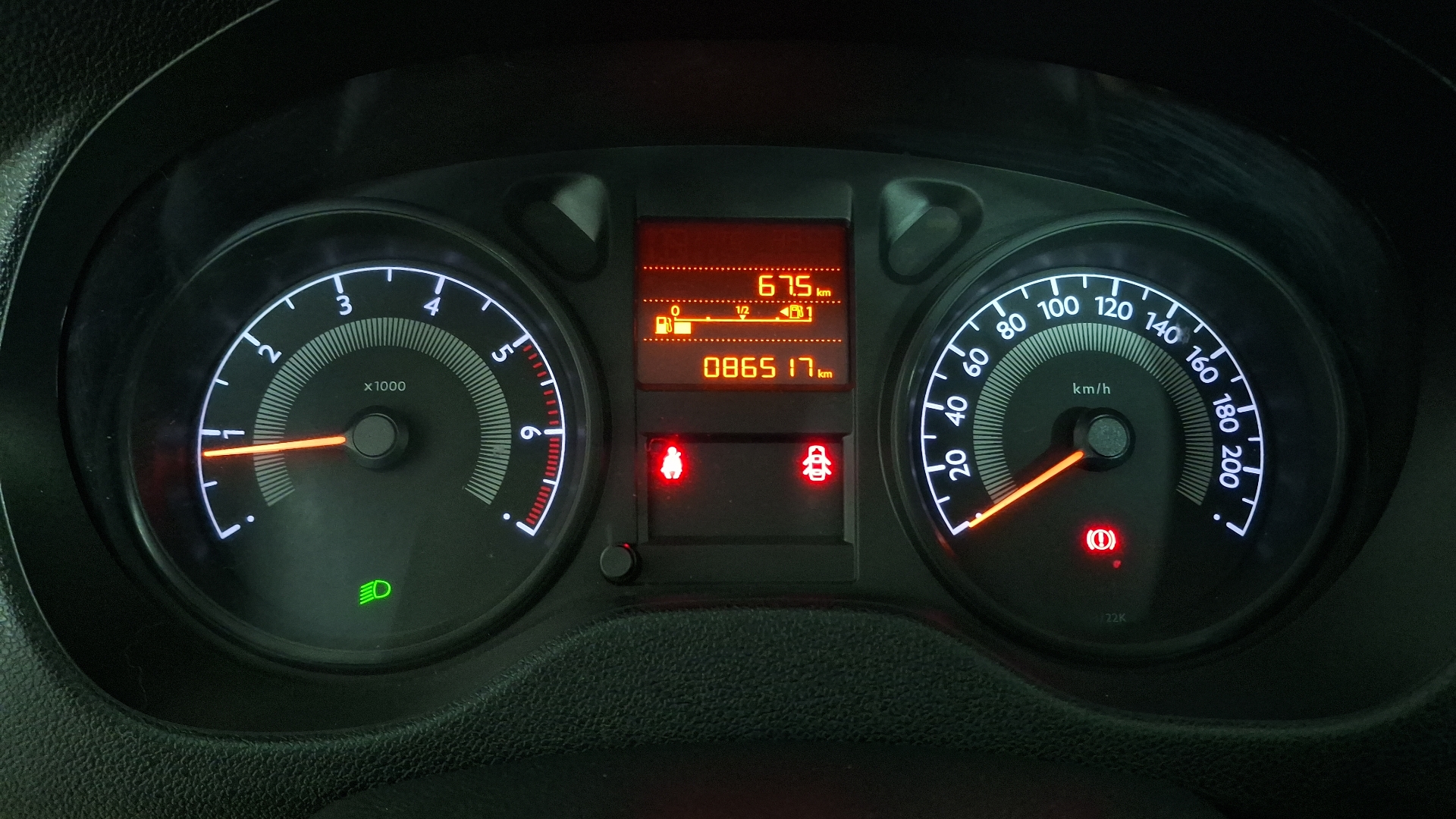 Peugeot 301 — foto 9 de 15