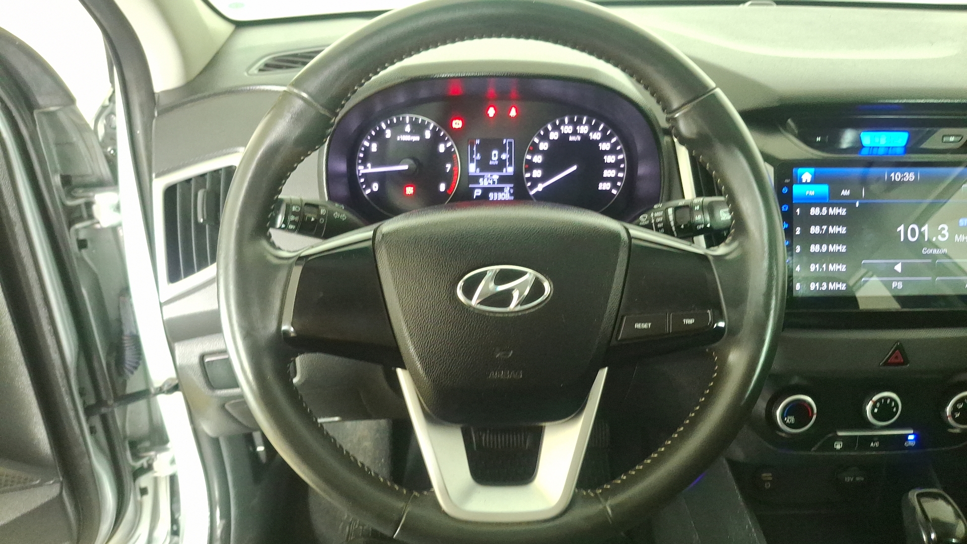 Hyundai Creta — foto 8 de 16