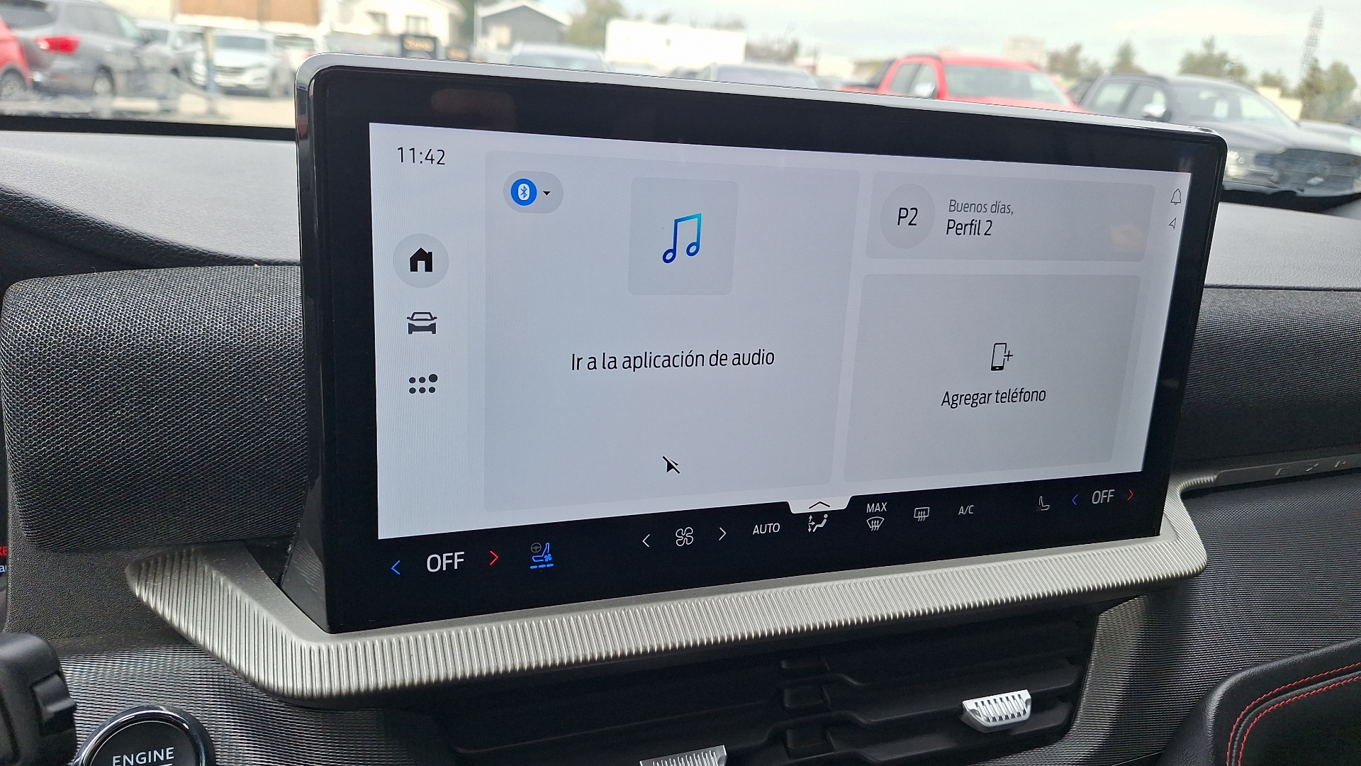 Ford Explorer — foto 10 de 17