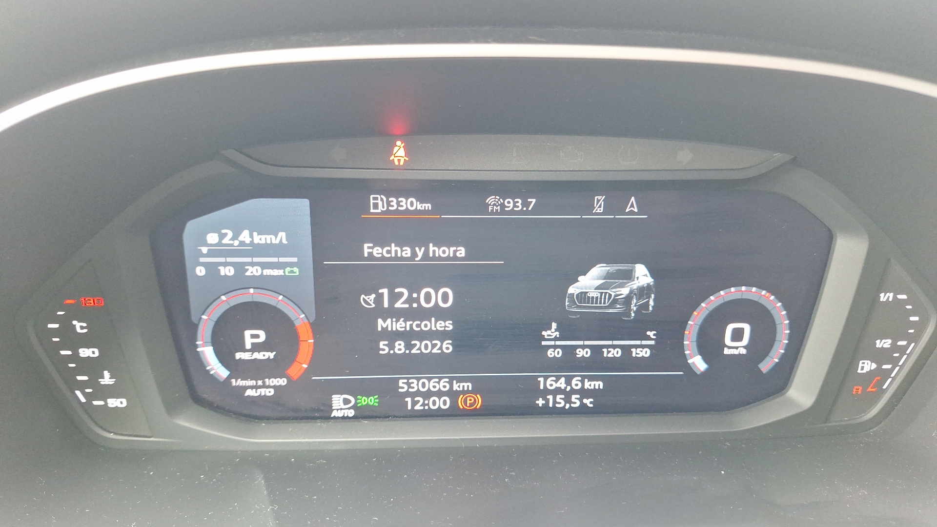 Audi Q3 — foto 9 de 15