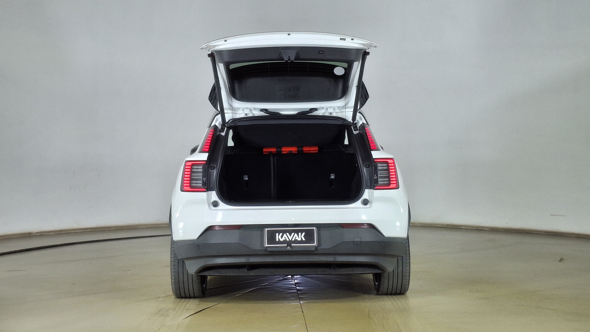Volvo Ex30 — foto 6 de 17