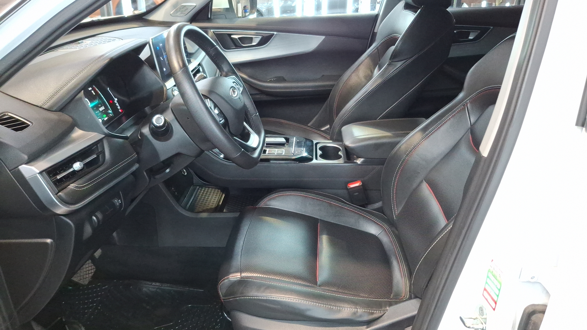 Chery Tiggo 7 Pro — foto 13 de 16