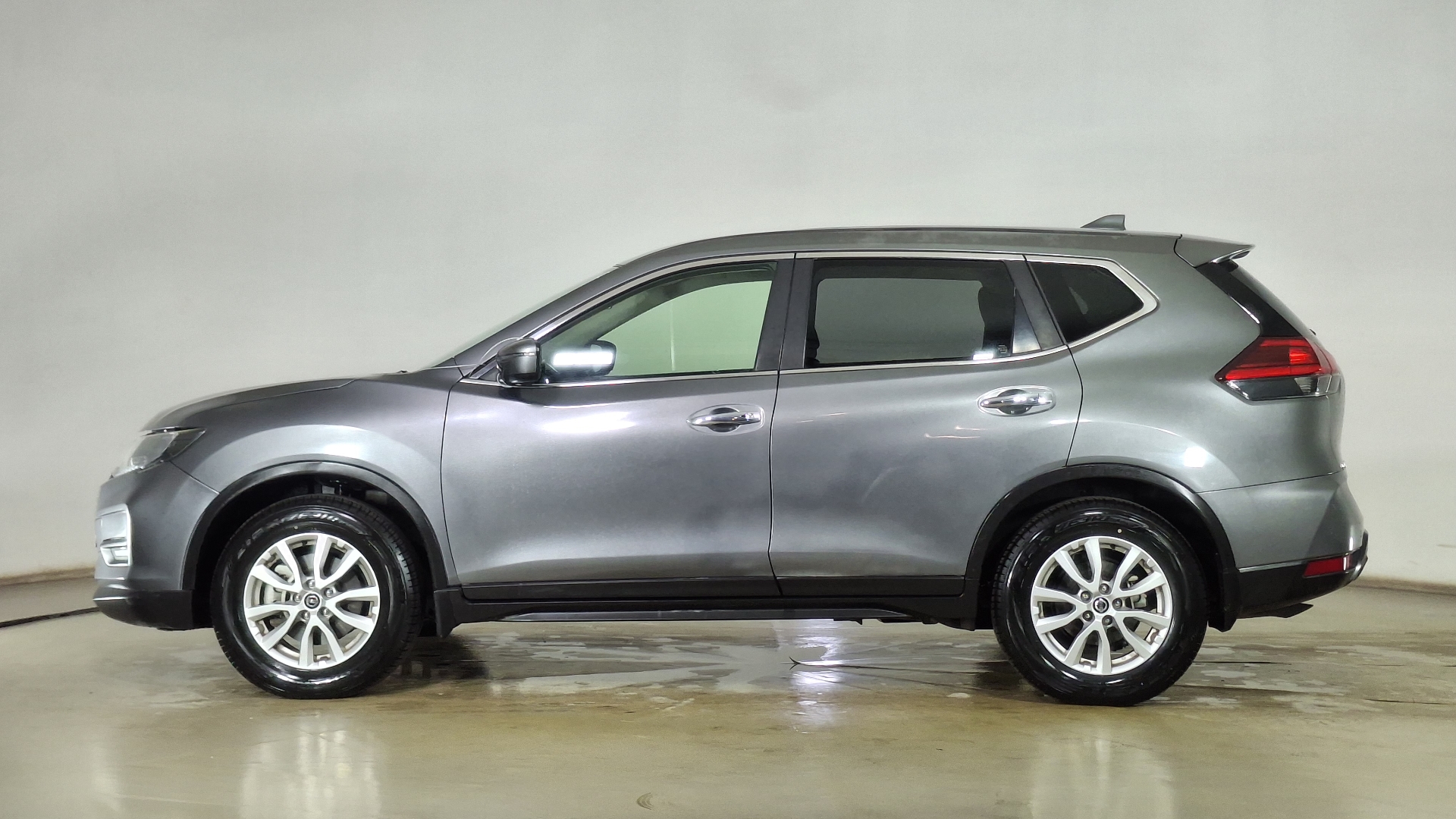 Nissan X-Trail — foto 7 de 16