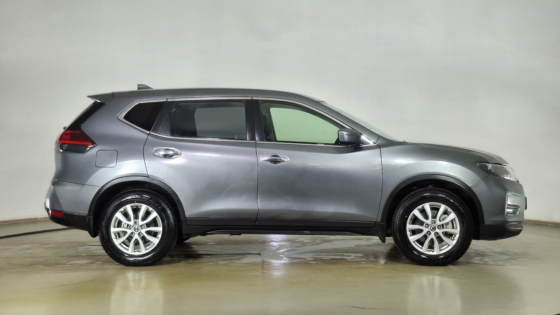 Nissan X-Trail — foto 4 de 16