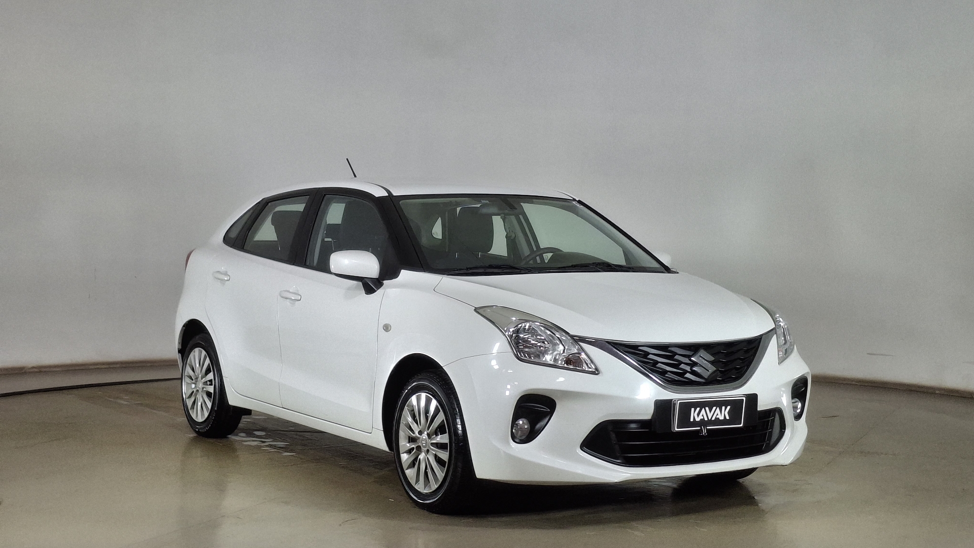 Suzuki Baleno — foto 3 de 15