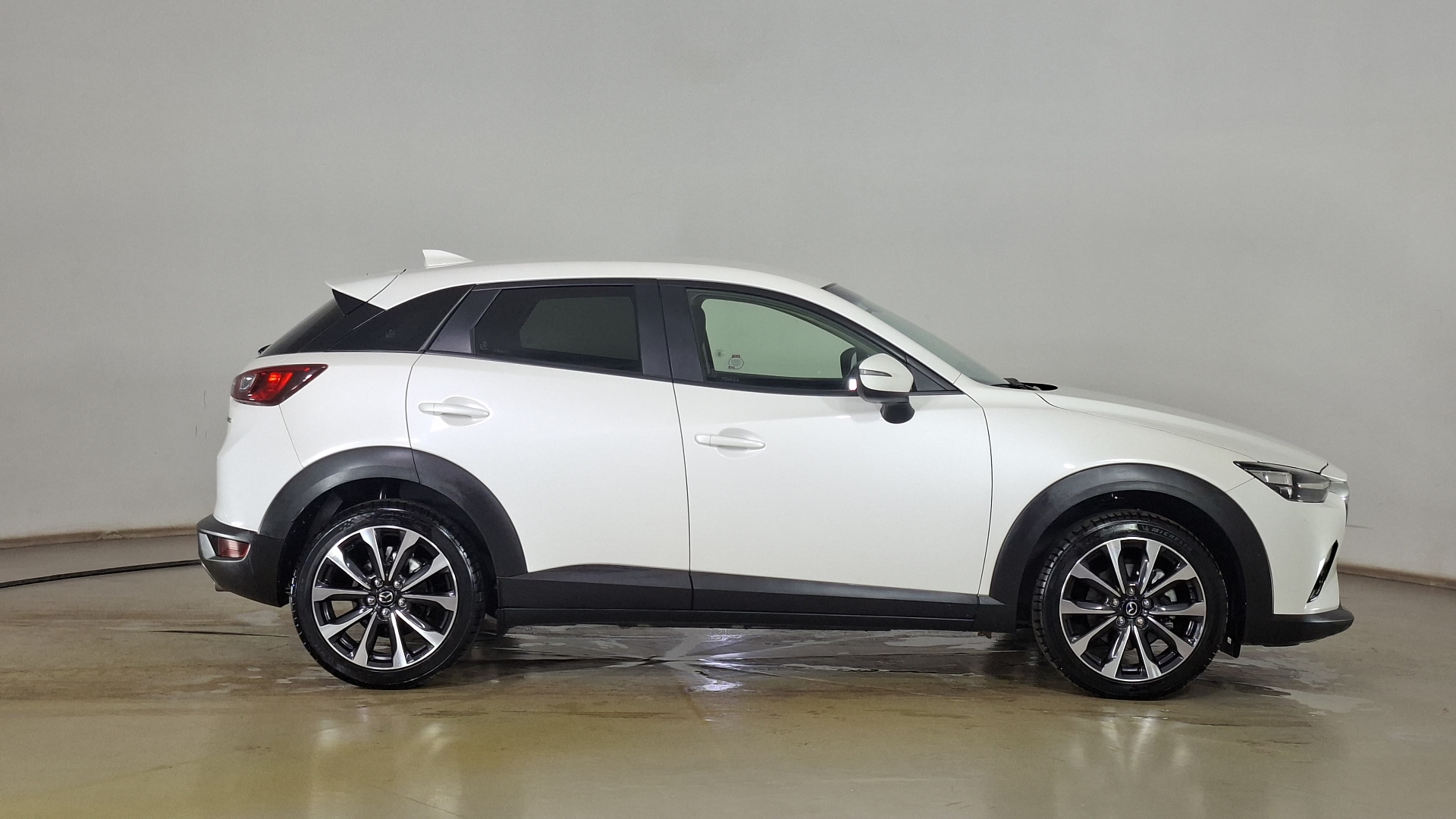 Mazda CX-3 — foto 4 de 16