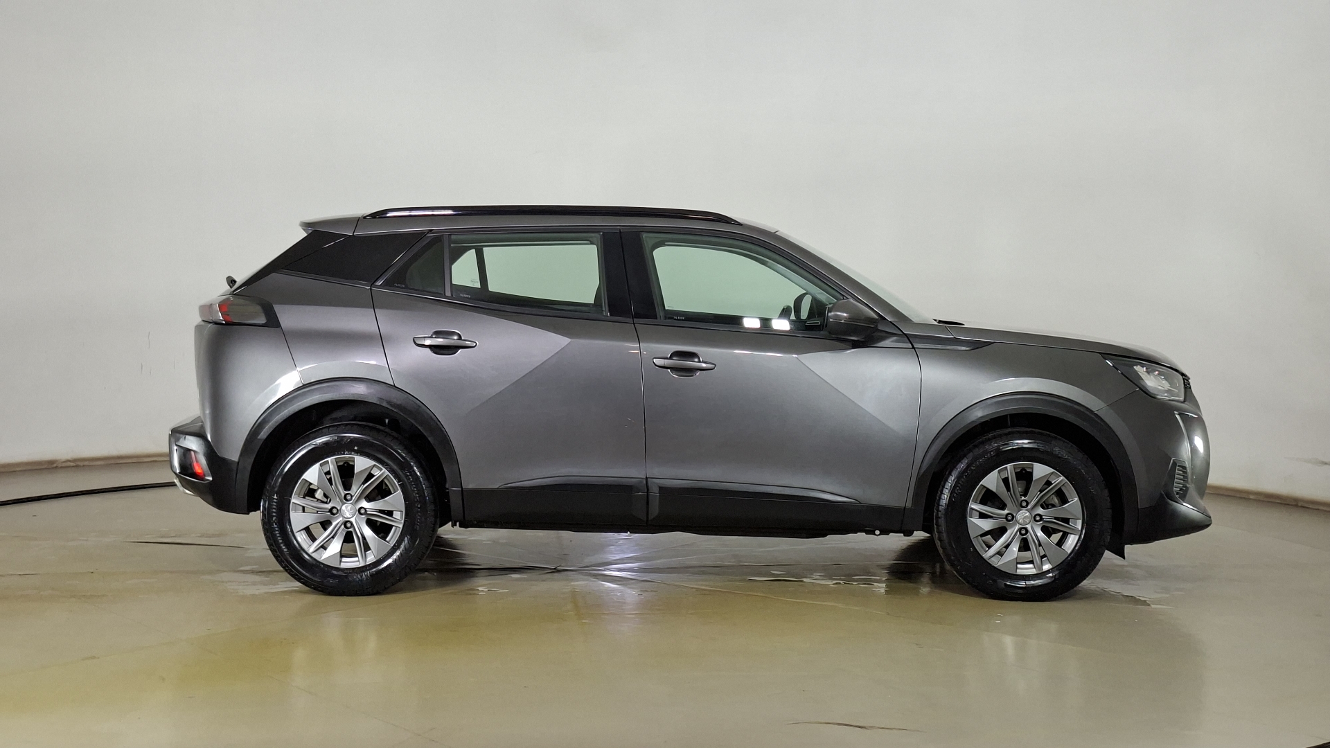 Peugeot 2008 — foto 4 de 16