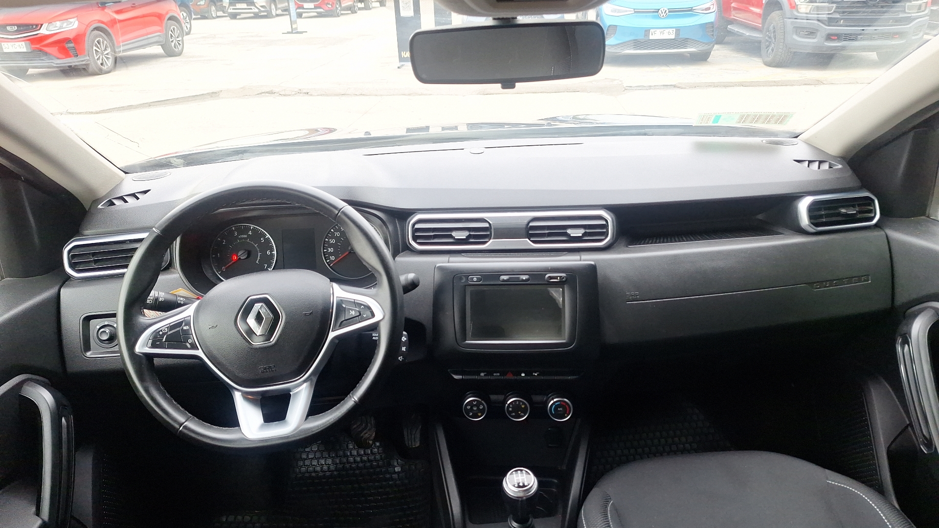 Renault Duster — foto 6 de 15