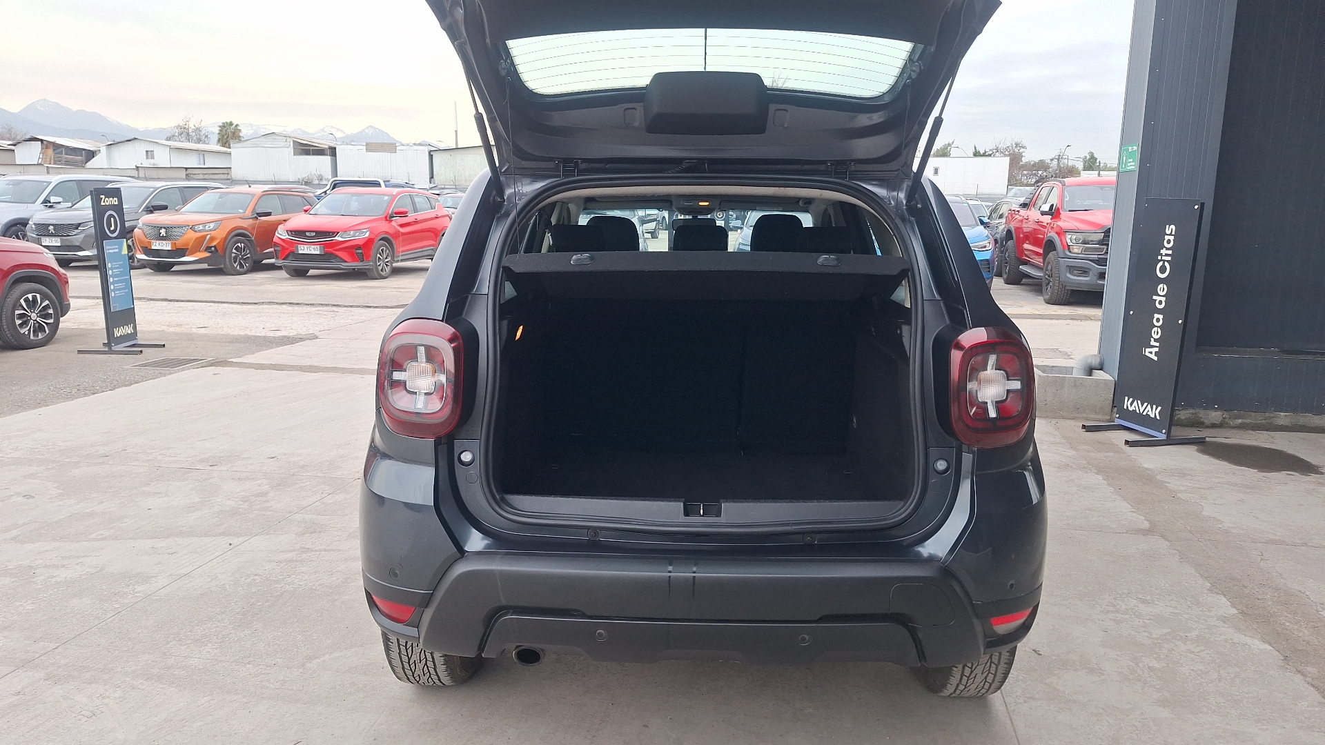 Renault Duster — foto 4 de 15