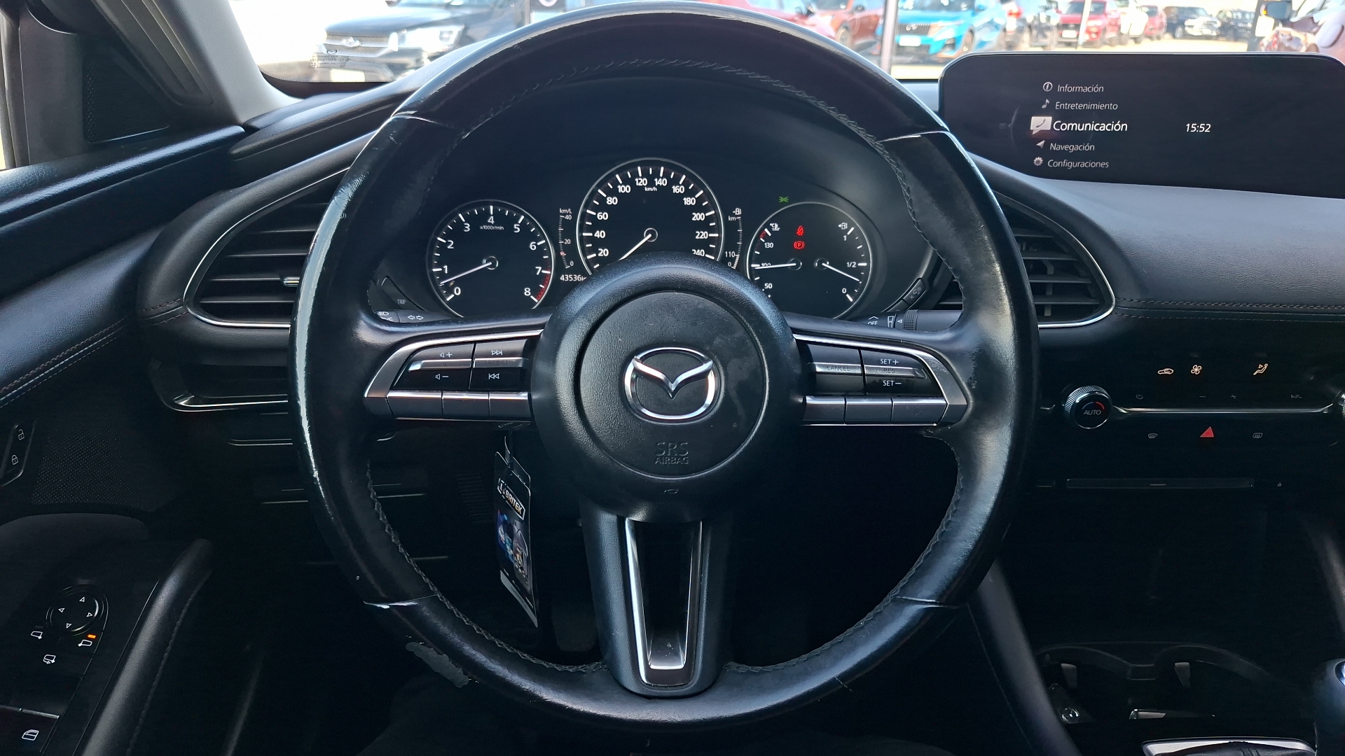 Mazda 3 — foto 8 de 15